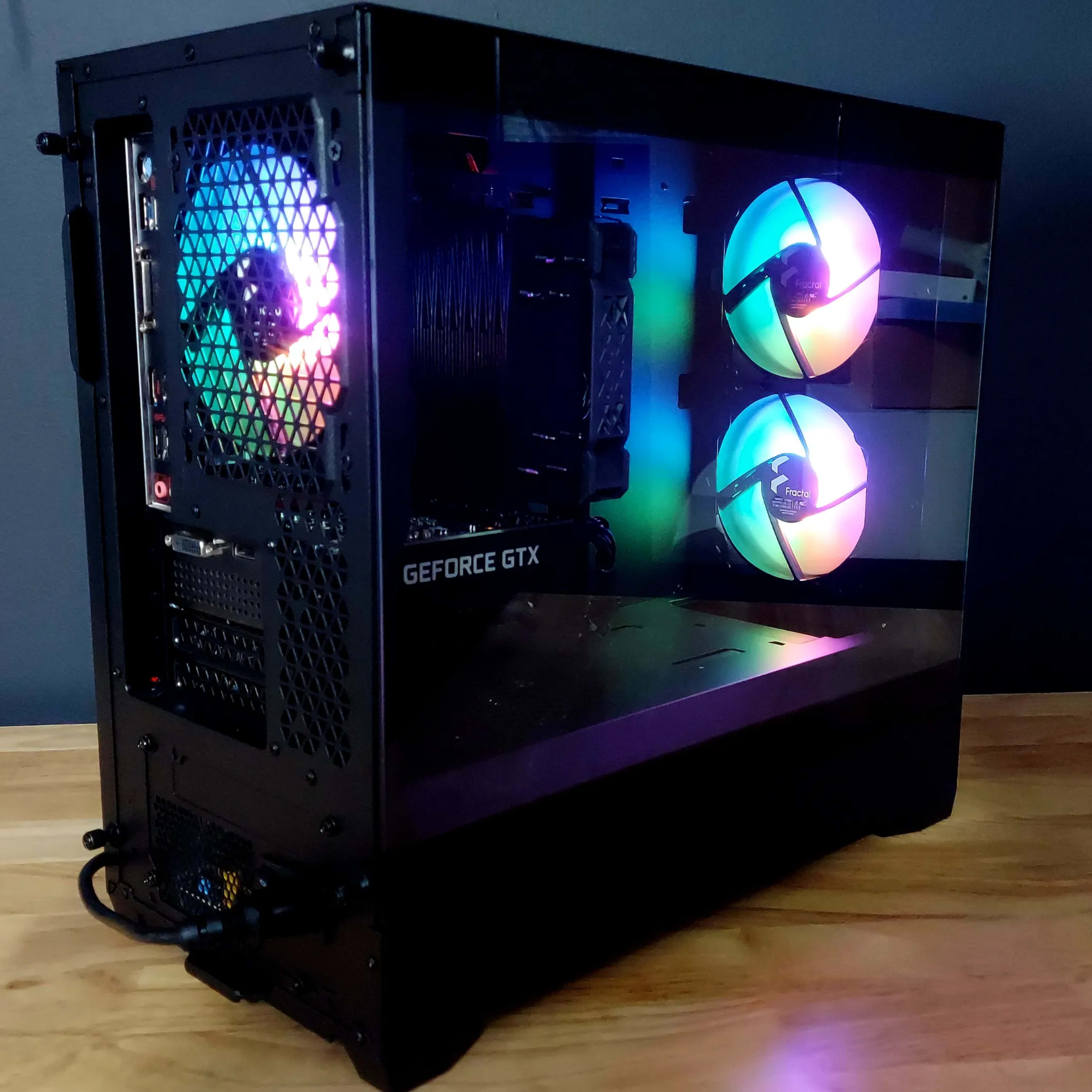 CUSTOM WIN 11, i5-6600k, 16GB RAM, 1660 Super | Jawa CUSTOM WIN 11, i5-6600k, 16GB RAM, 1660 Super | Jawa