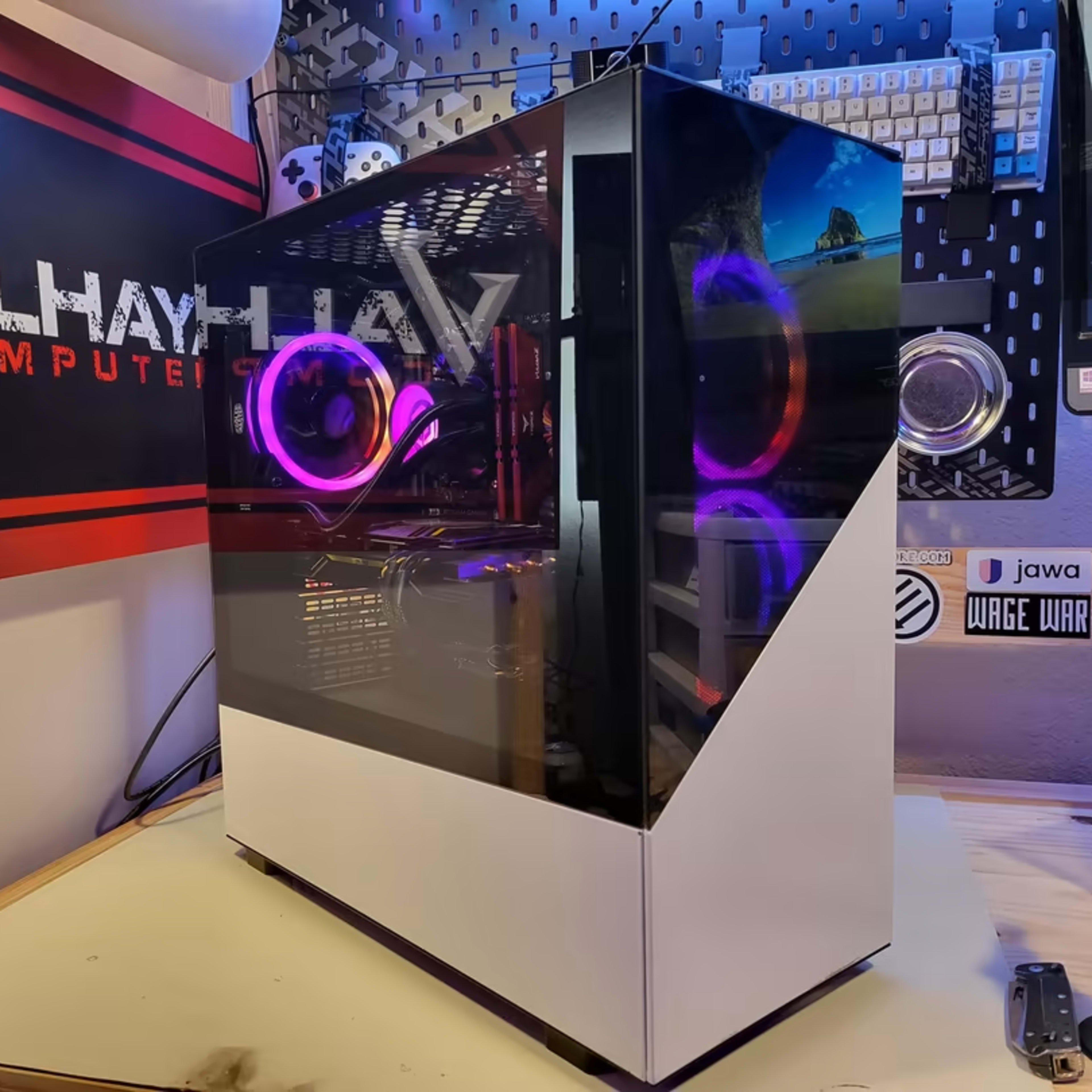 AMD Ryzen 7 3700x 8 core RX 5700xt Liquid water cooled 16 gigs of ram HW banned in fortnite Jawa