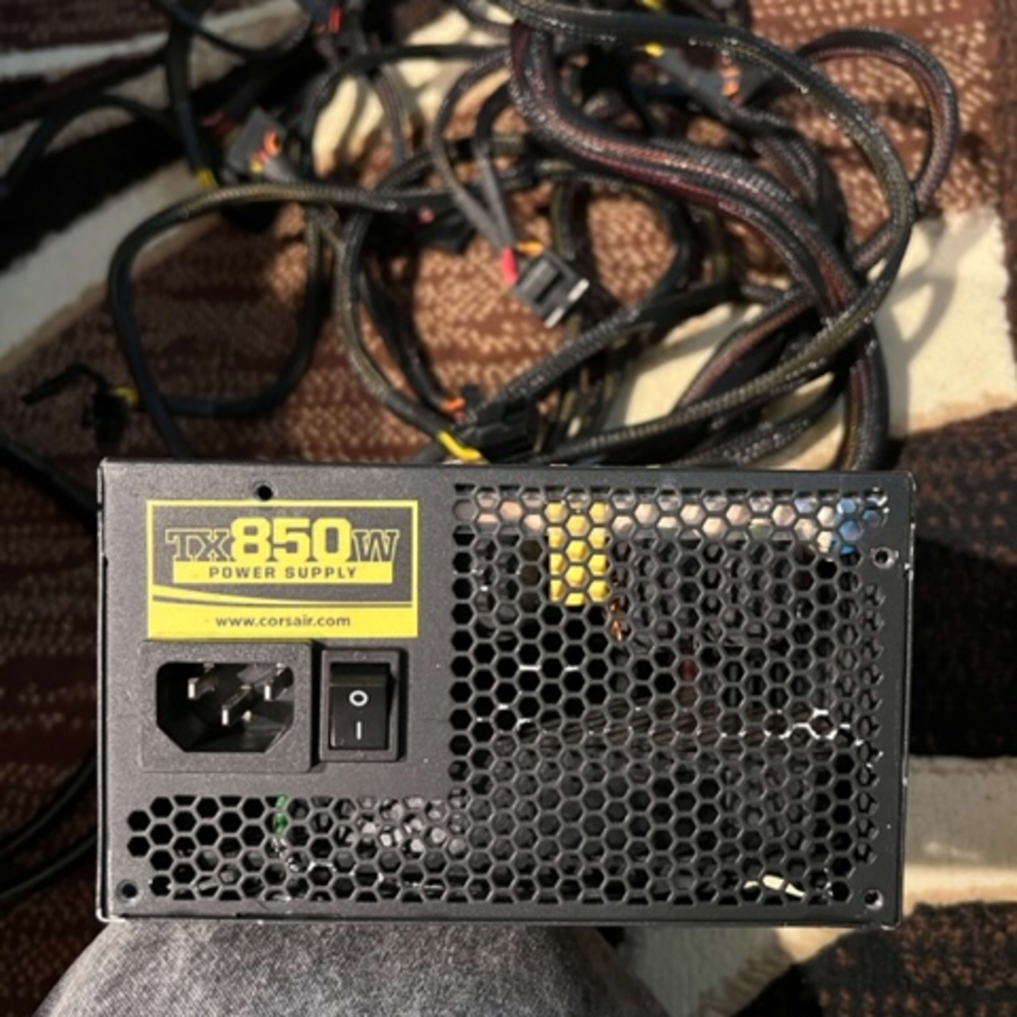 CORSAIR THX 850 WATT POWER SUPPLY NON MODULAR ATX