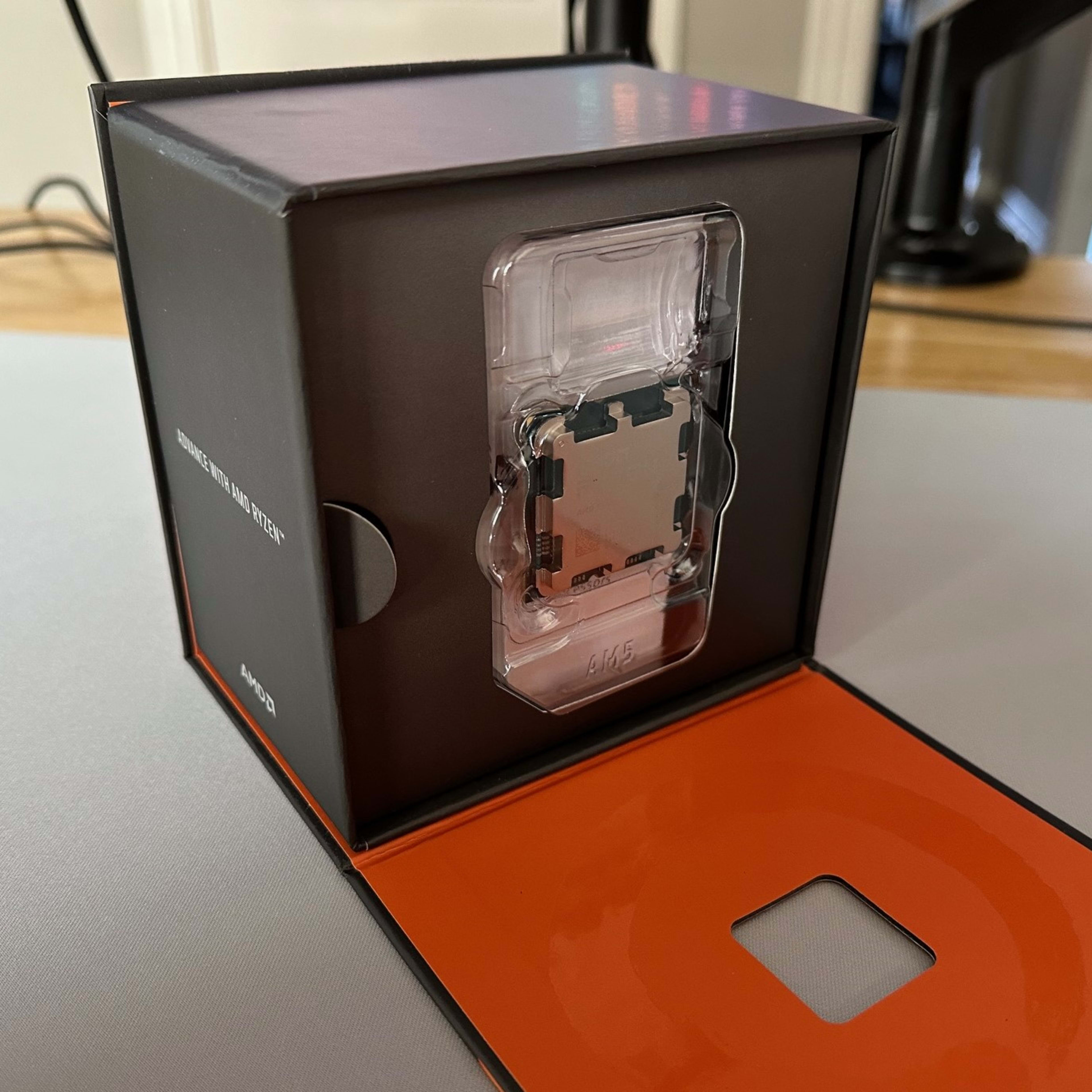 AMD 7800X3D - Lightly Used - Box Included | Jawa AMD 7800X3D - Lightly Used - Box Included | Jawa