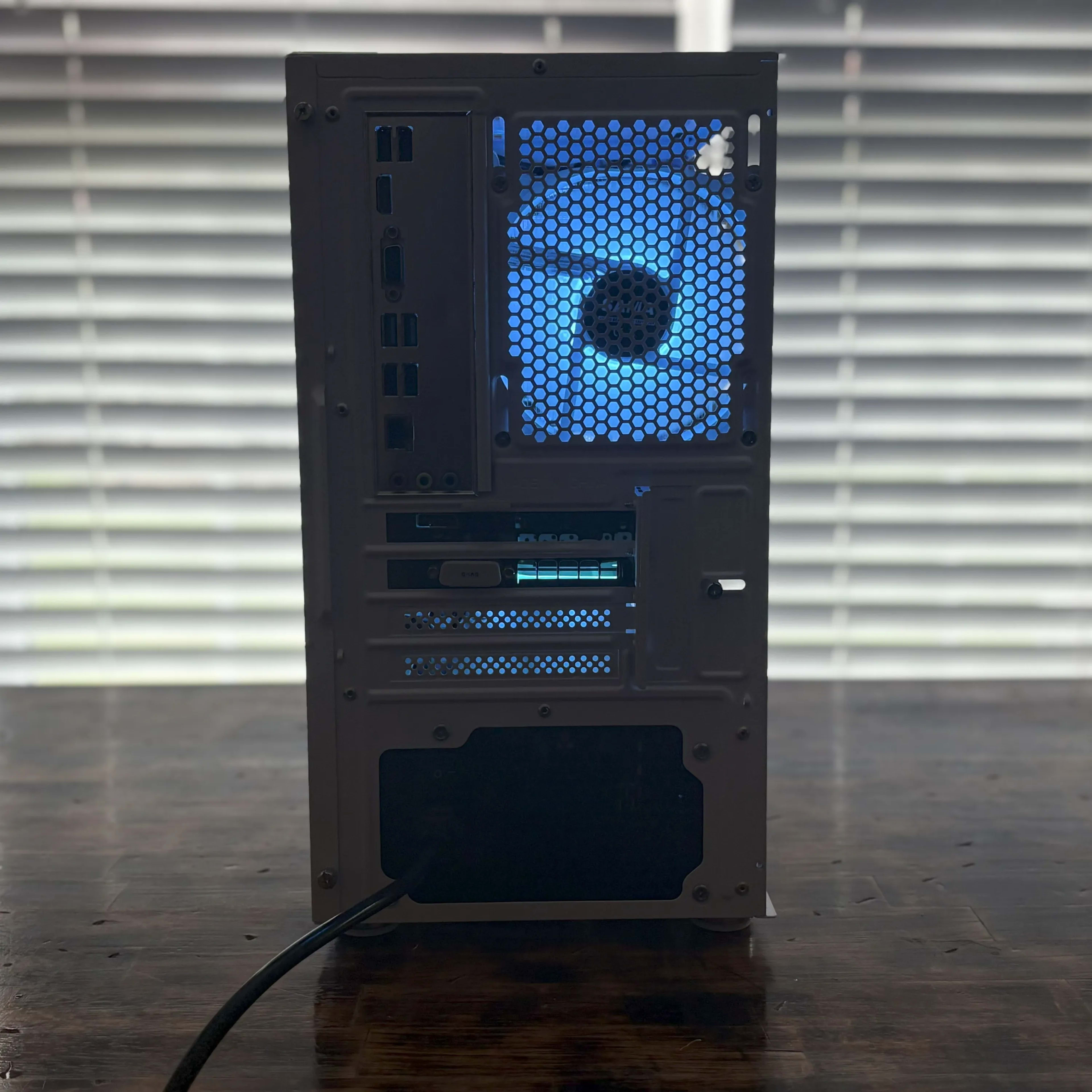 ⬜🧊R5 2600|GTX 1080|16GB RAM|512GB⬜🧊 | Jawa