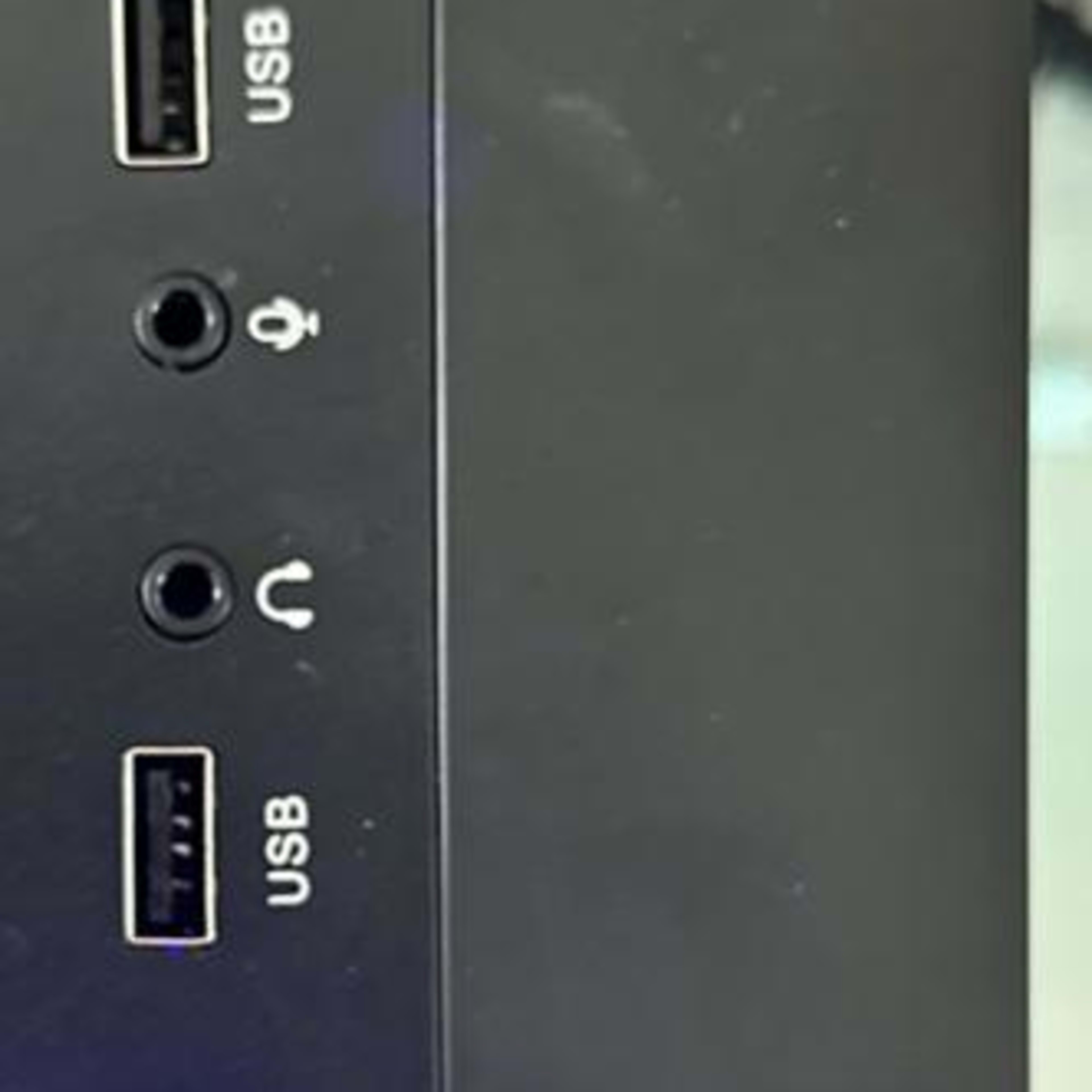 Intel i7-4770/GTX 1060, 16GB RAM, 500GB SSD, Red/Black RGB Intel i7-4770/GTX 1060, 16GB RAM, 500GB SSD, Red/Black RGB