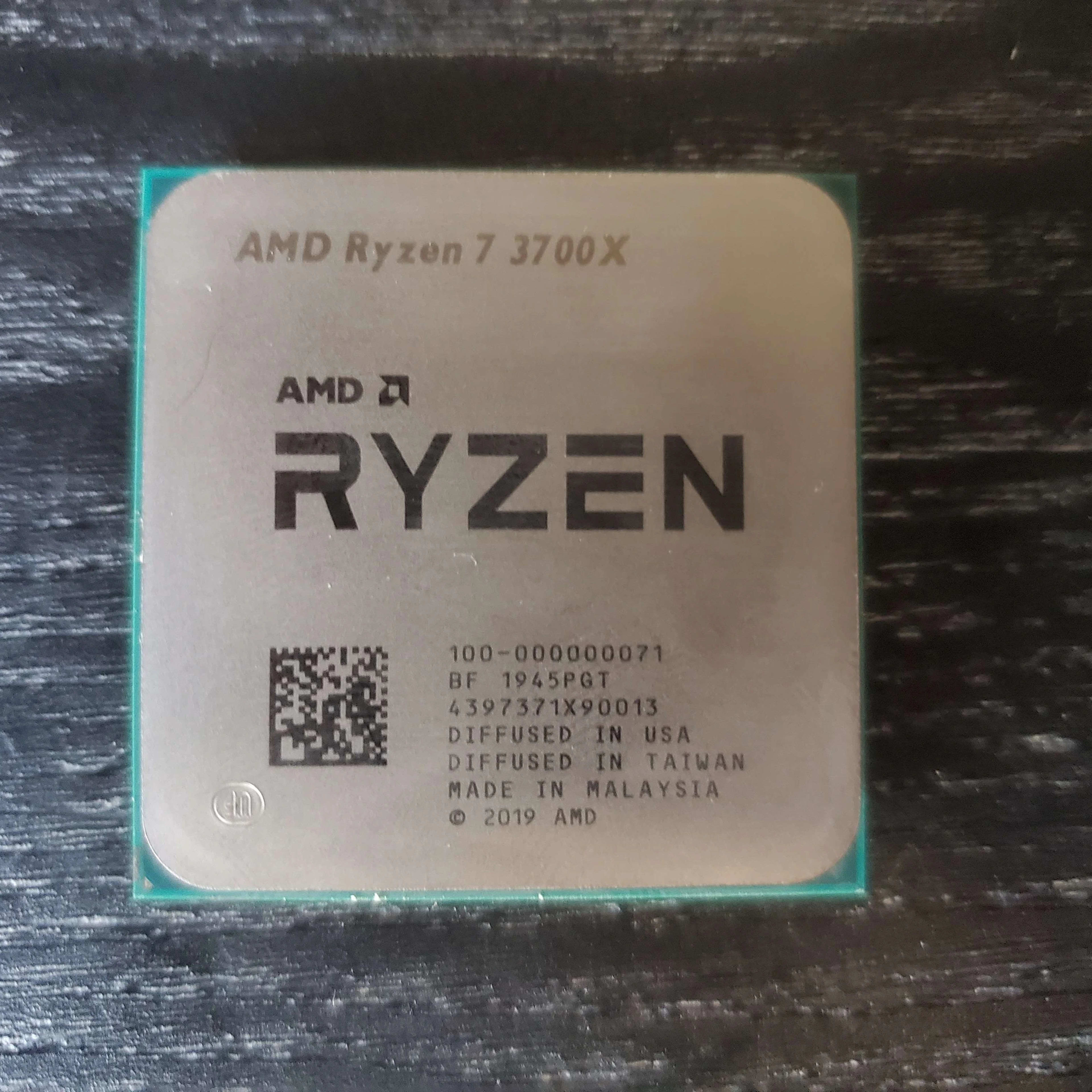 AMD Ryzen 7 3700X CPU