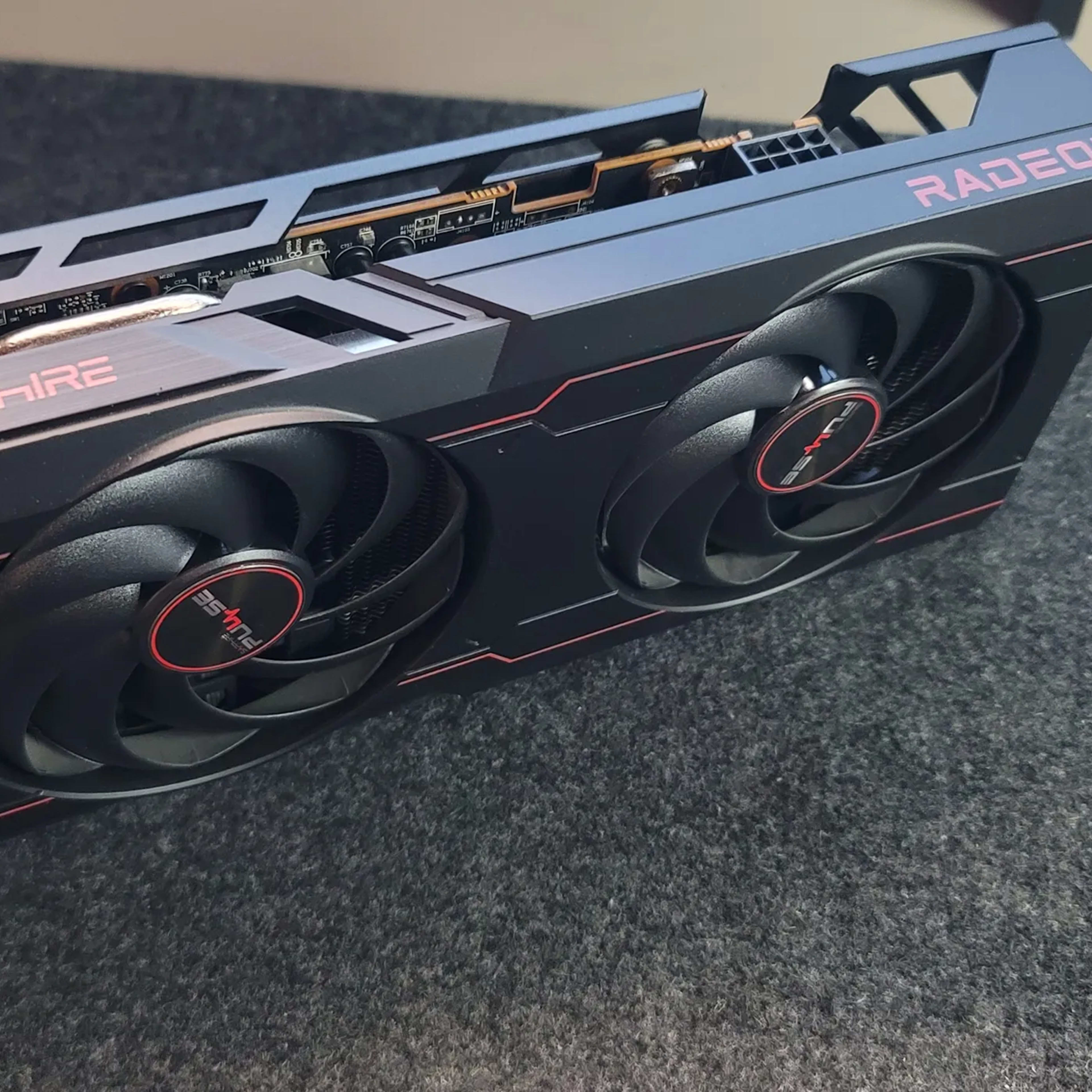 SAPPHIRE PULSE AMD Radeon RX 6600 XT GDDR6 8GB Graphics Card