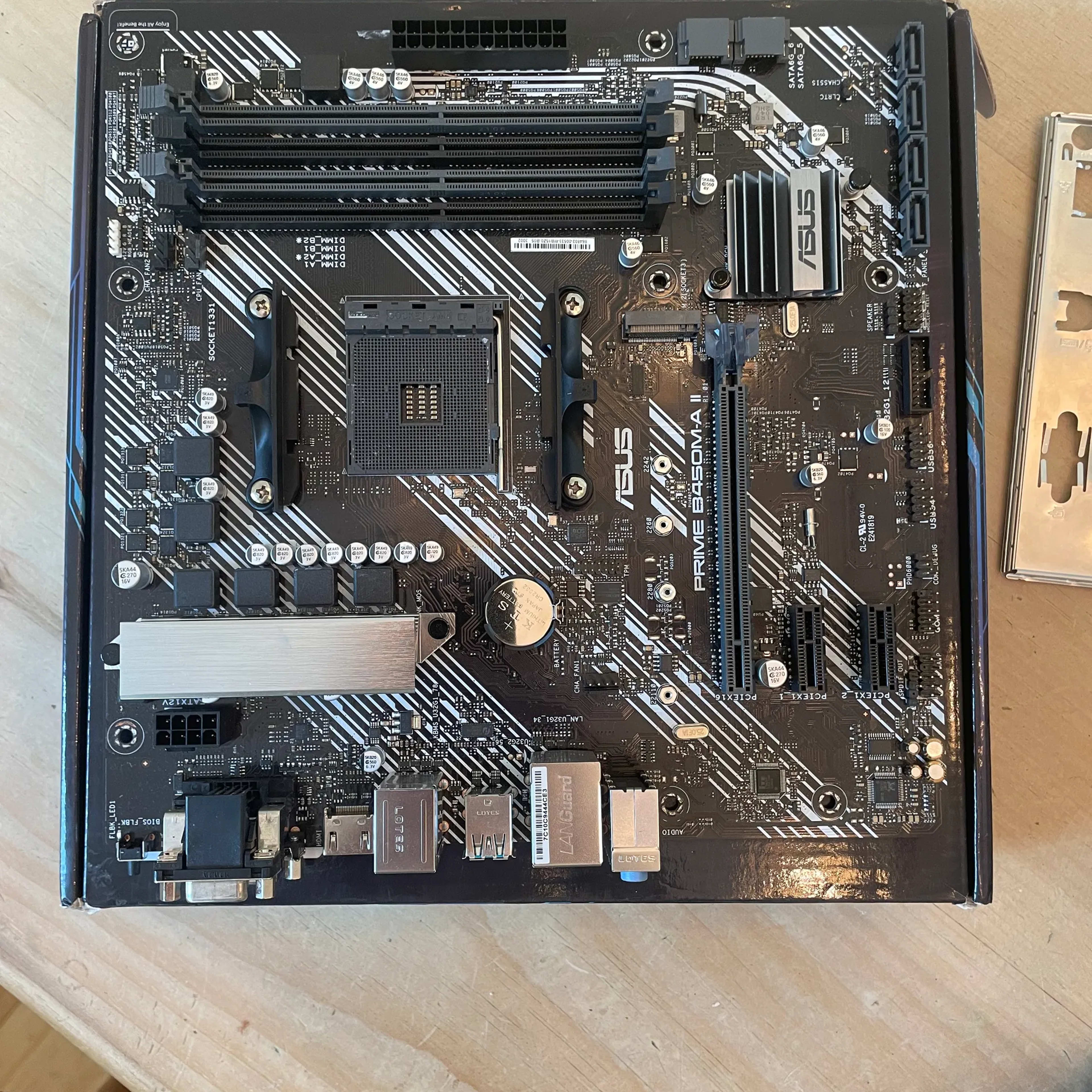 *For Parts* ASUS Prime B450M-A II Motherboard