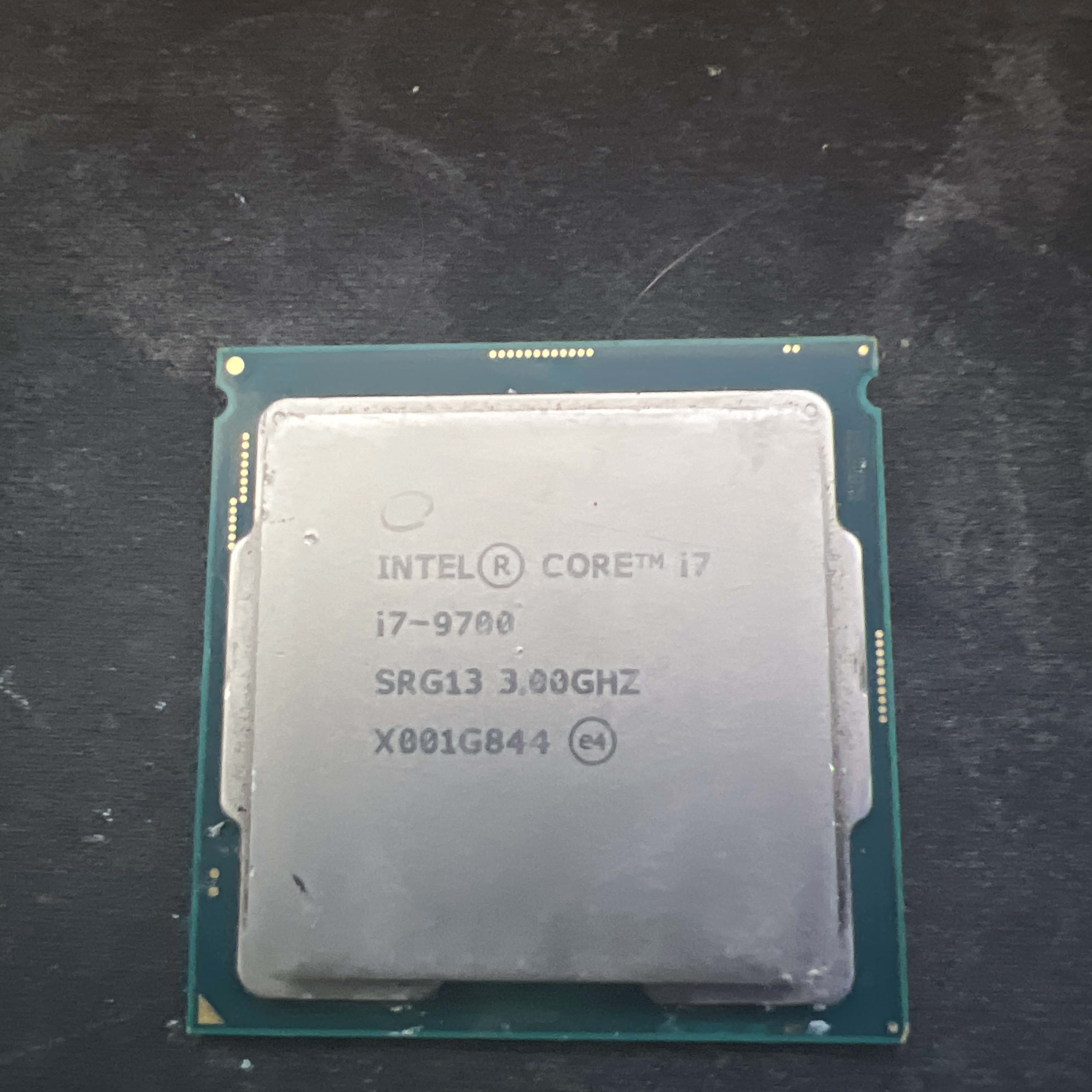 Intel i7 9700 | Jawa