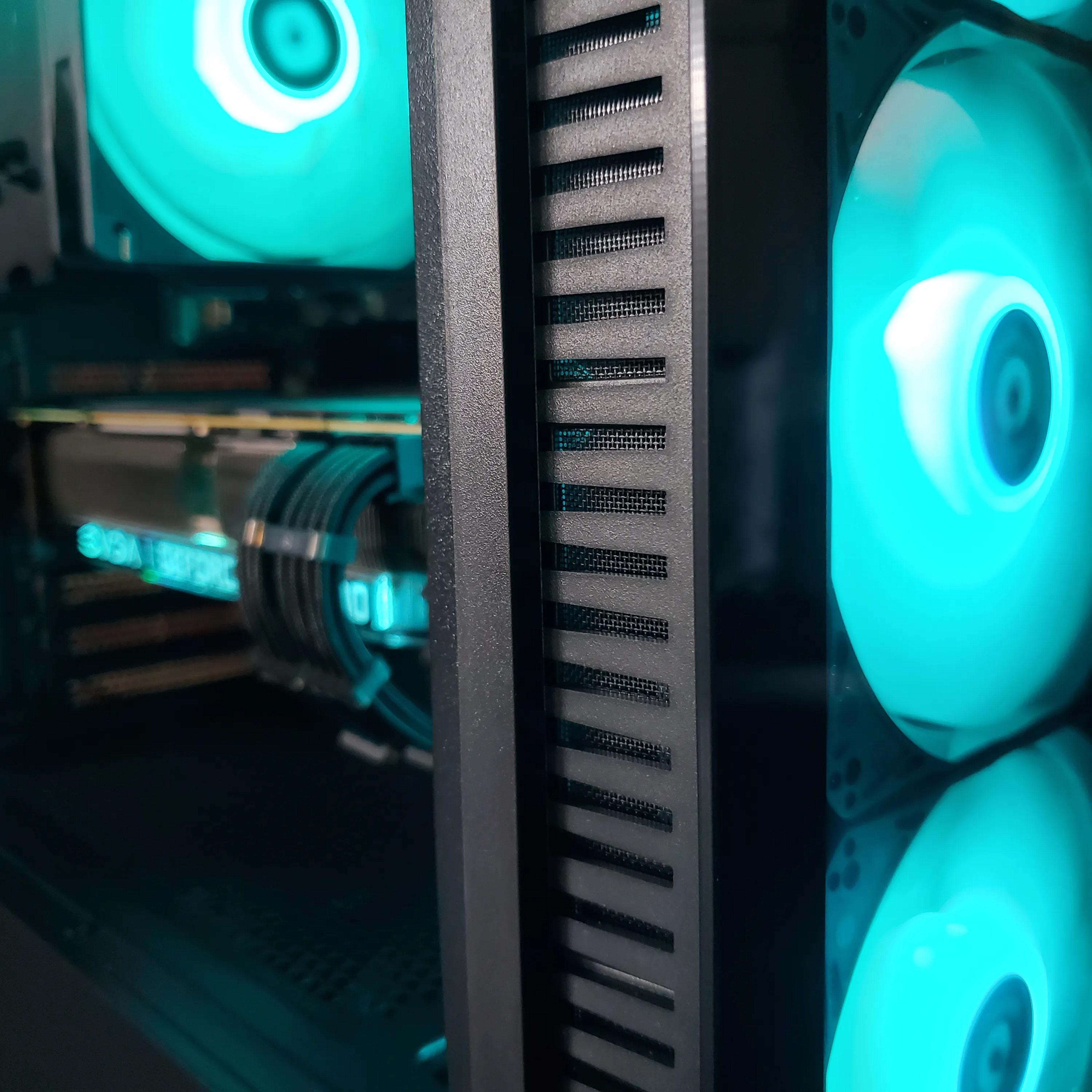 RTX 2080 // RYZEN 7 // 32gb RAM // 1tb SSD