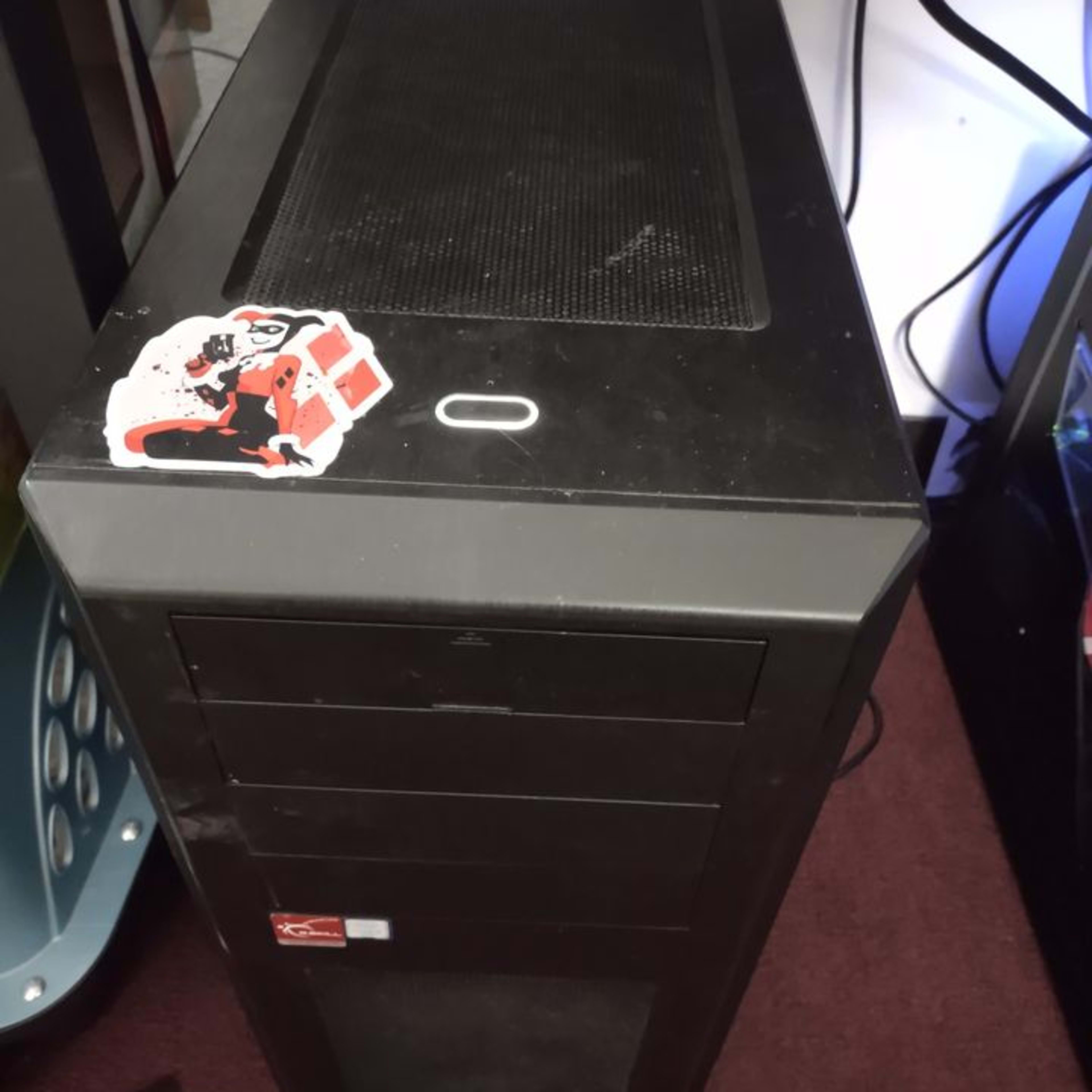 (Harley Quinn) Custom Built Gaming PC