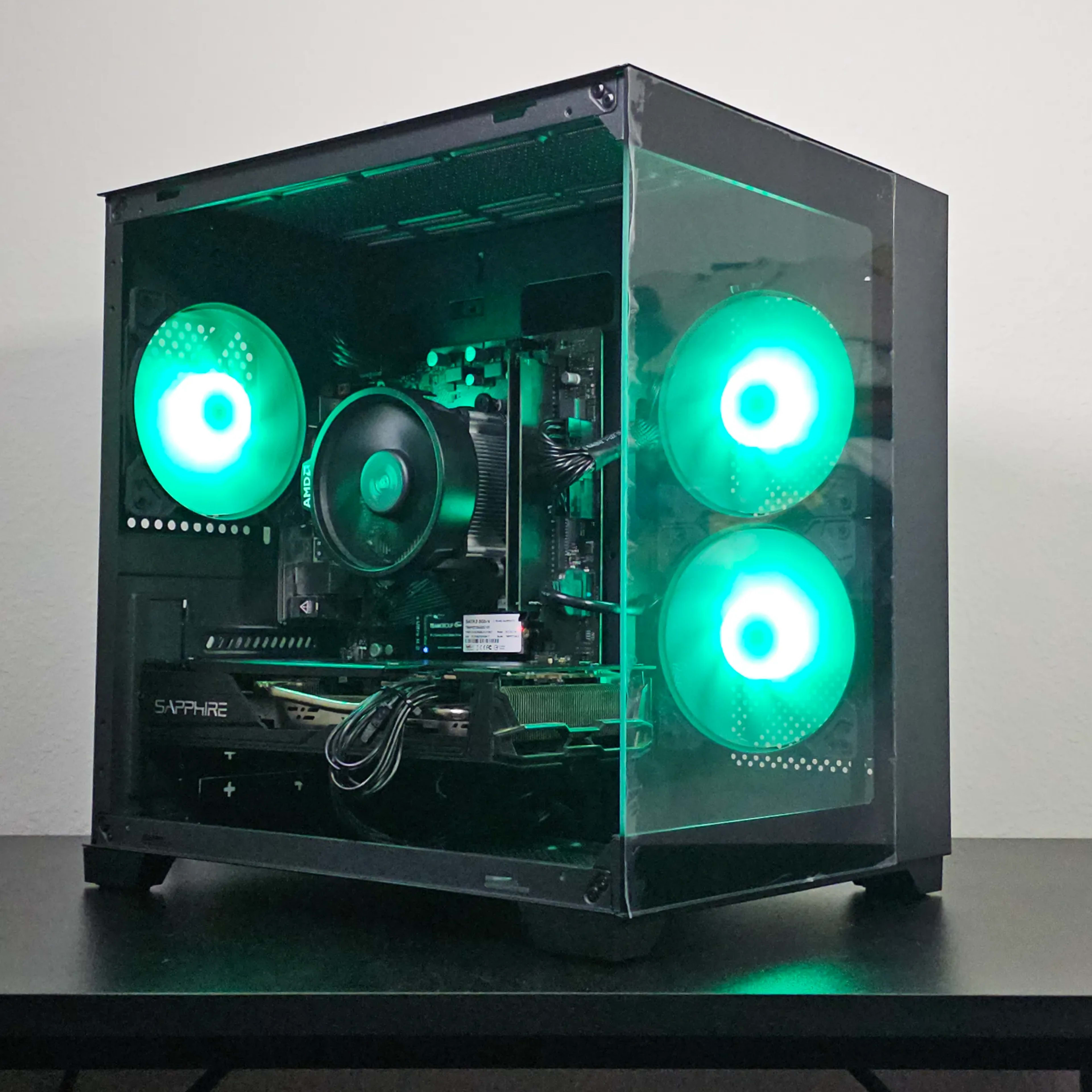 Midrange 1080p / RX 5700-XT 8GB / Ryzen 5 3600 / 16GB DDR4 Midrange 1080p / RX 5700-XT 8GB / Ryzen 5 3600 / 16GB DDR4