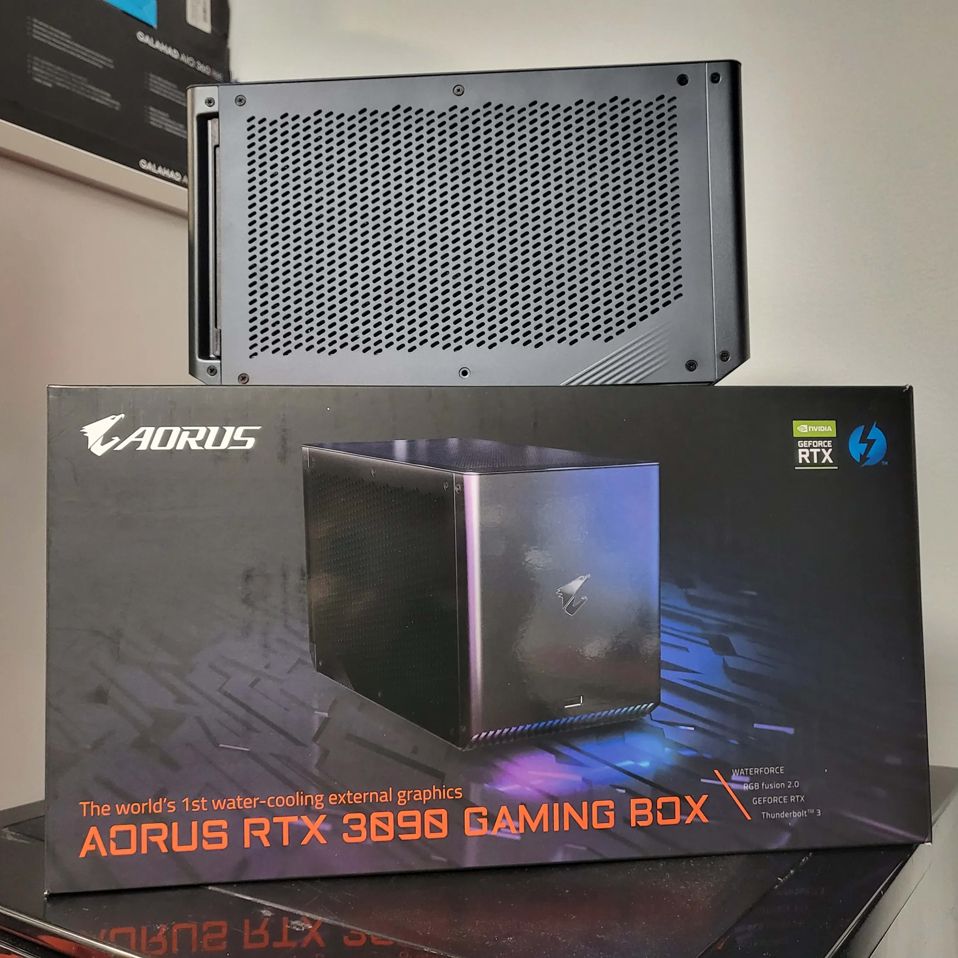 Aorus RTX 3090 Gaming Box EGPU | Jawa