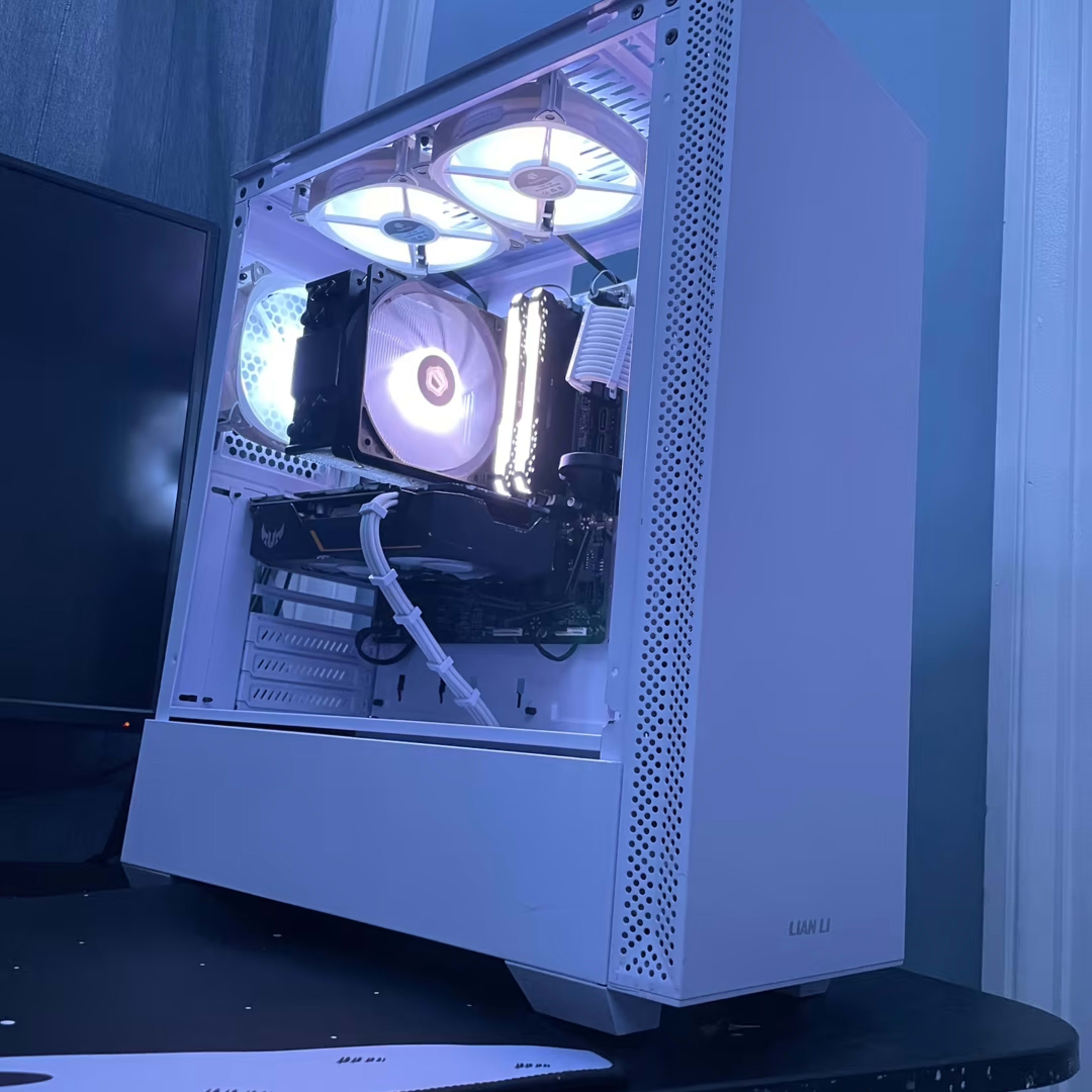 Icebox// I5-10400, Nvidia 1650 4Gb Super Budget Gaming PC