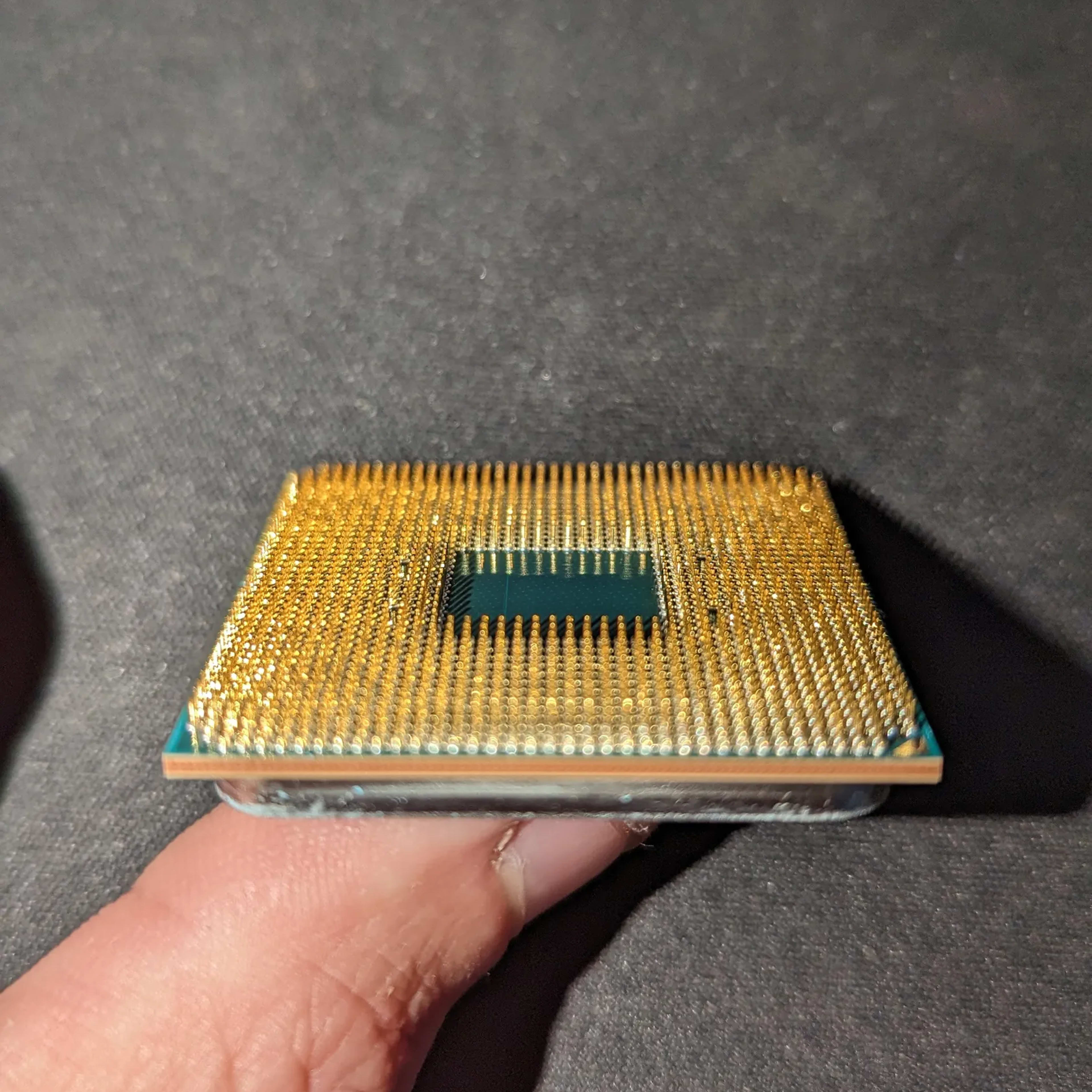 USED AMD Ryzen 7 5800X3D | Jawa