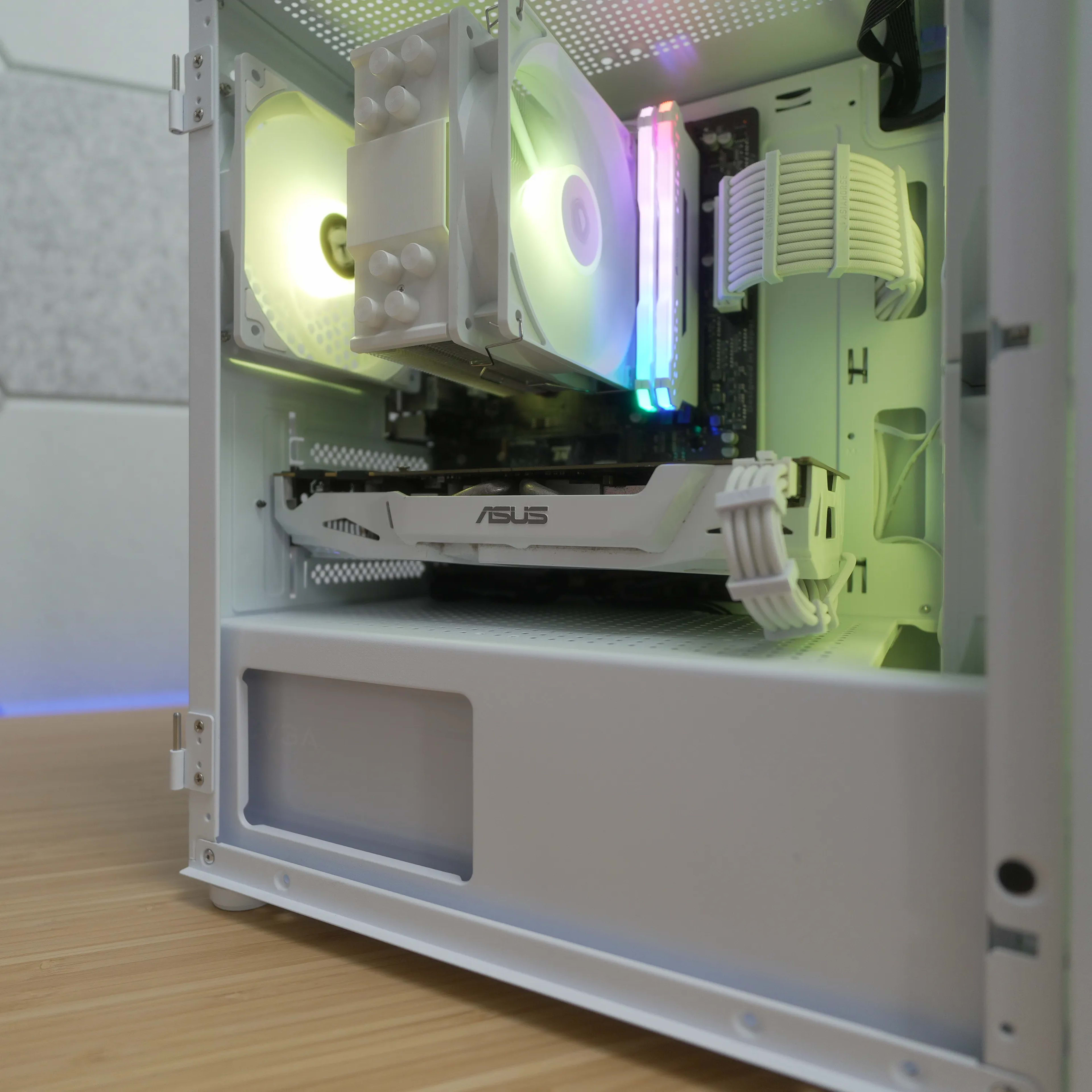 White Gaming PC (Ryzen 7 + Gtx 1070 | Jawa White Gaming PC (Ryzen 7 + Gtx 1070 | Jawa