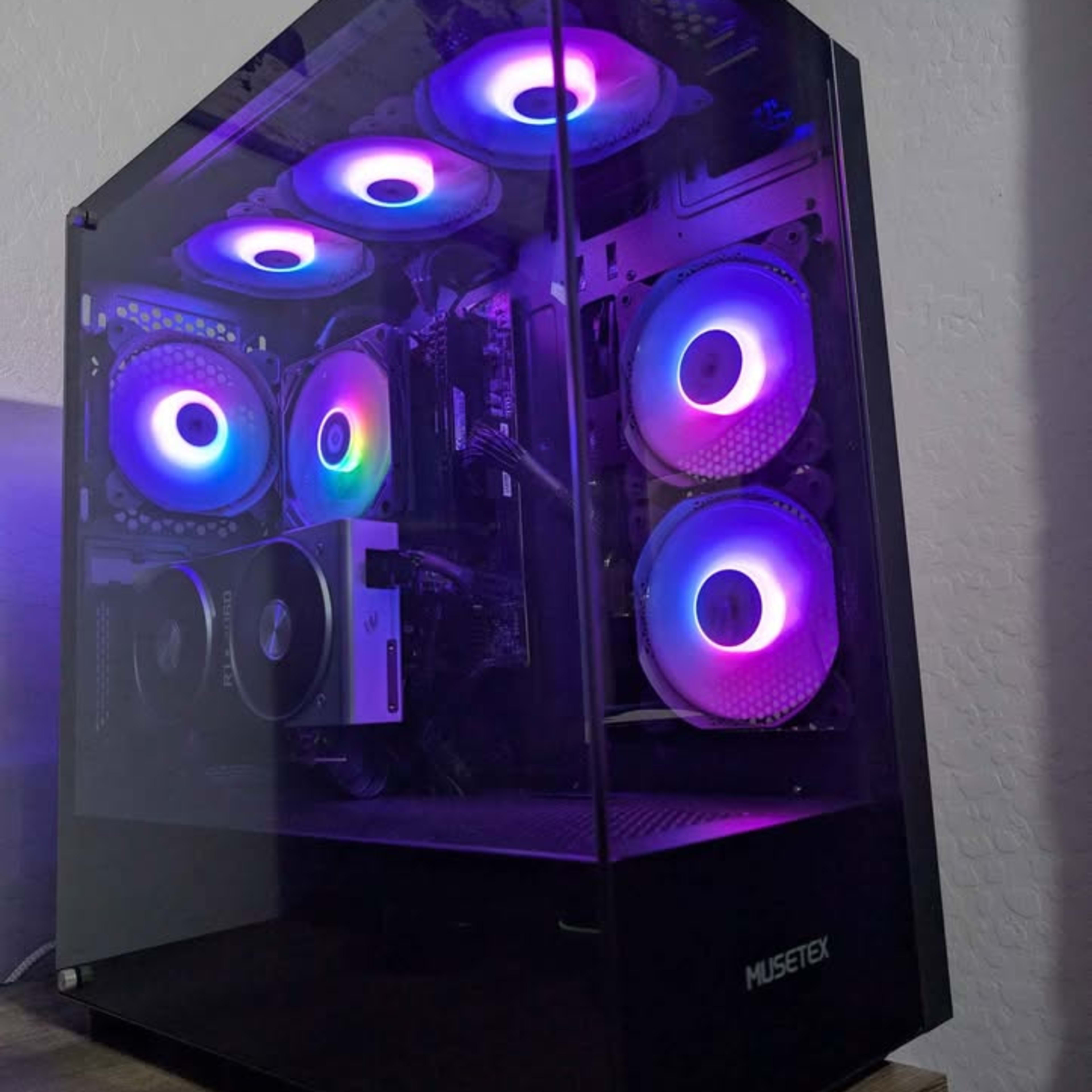 高性能ゲーミングPC RYZEN5 5500 RTX 2060 Ryzen 5 5500 + RTX 2060 Gaming PC