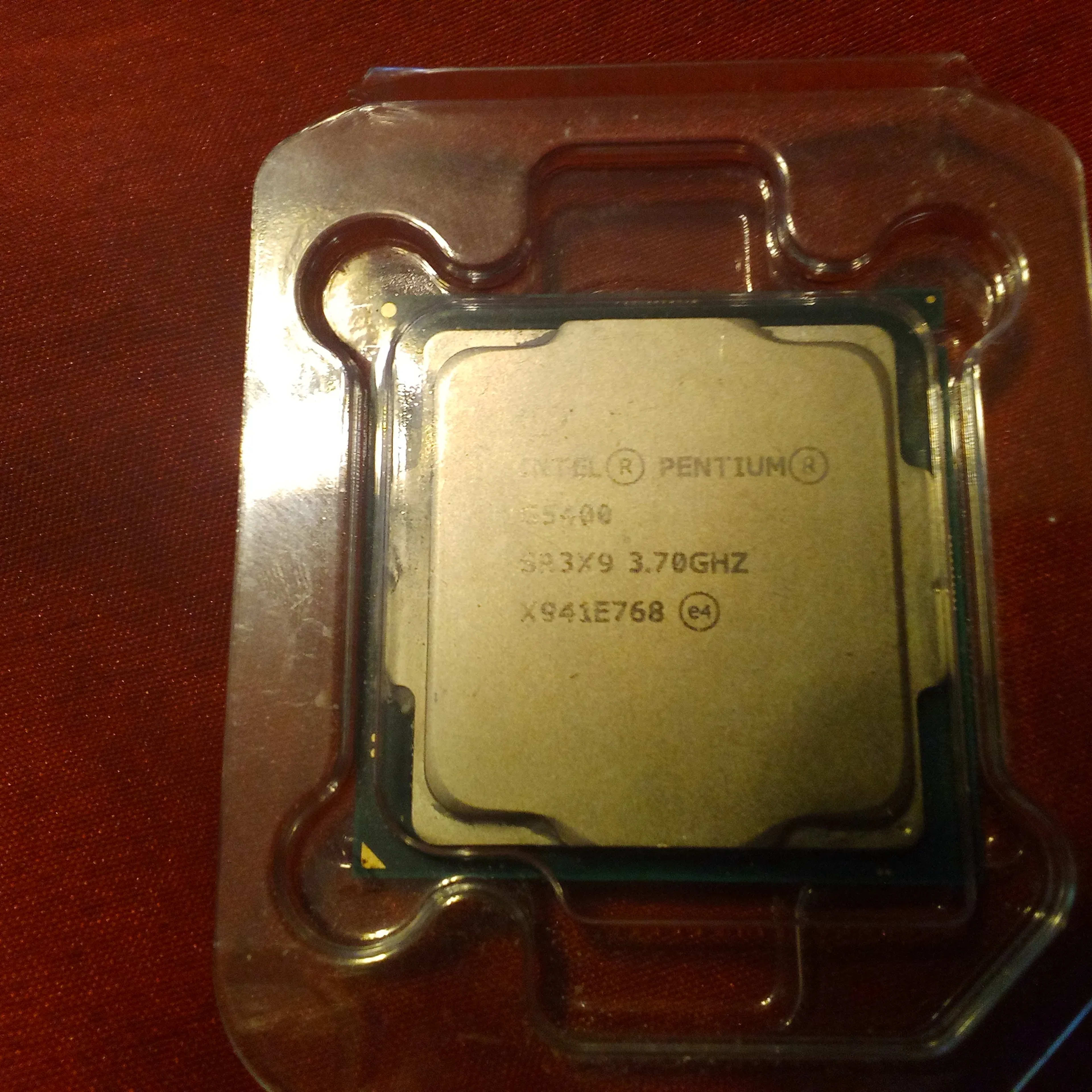 Intel Gold G5400 LGA 1151 3.7Ghz CPU Processor