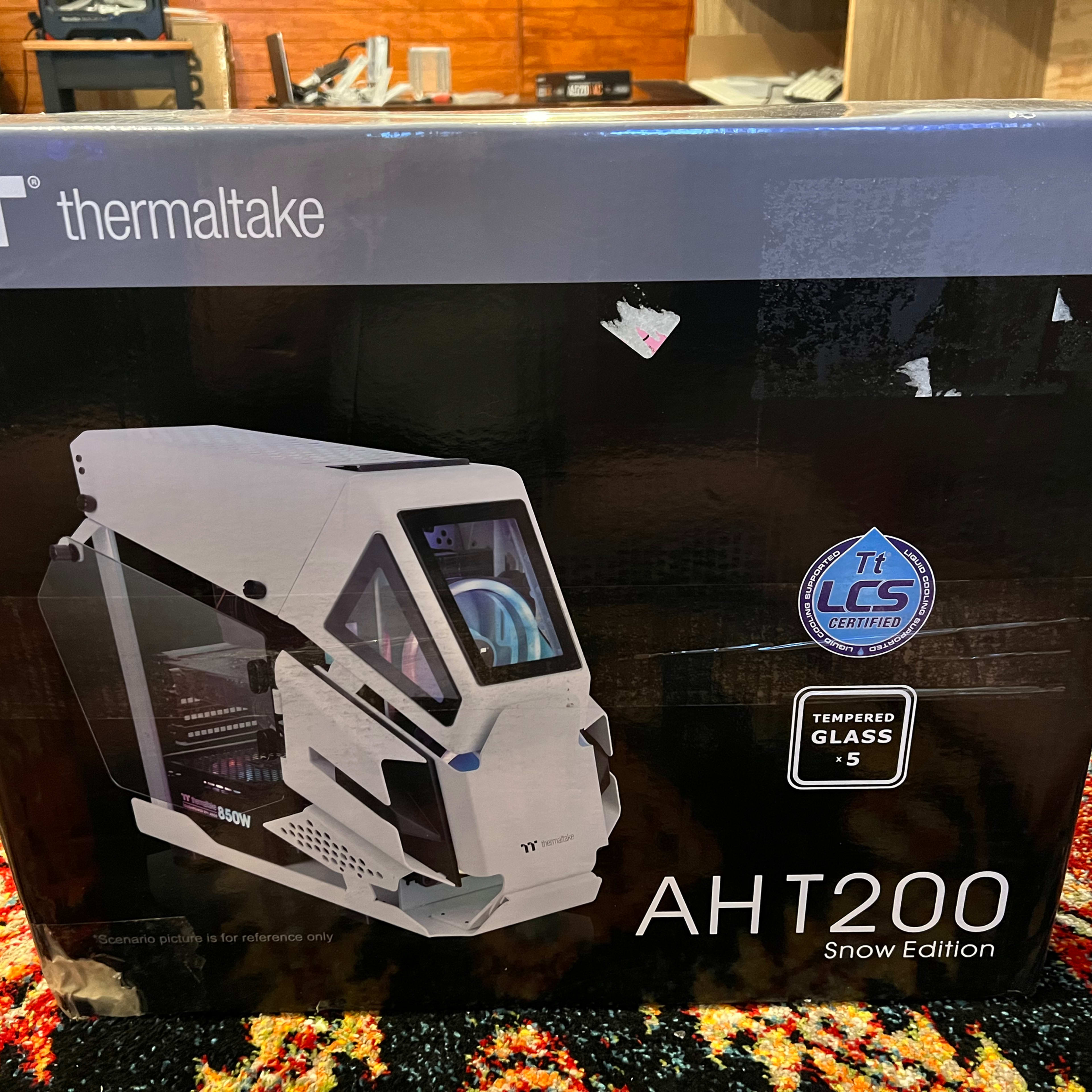 Thermaltake AH T200 Snow