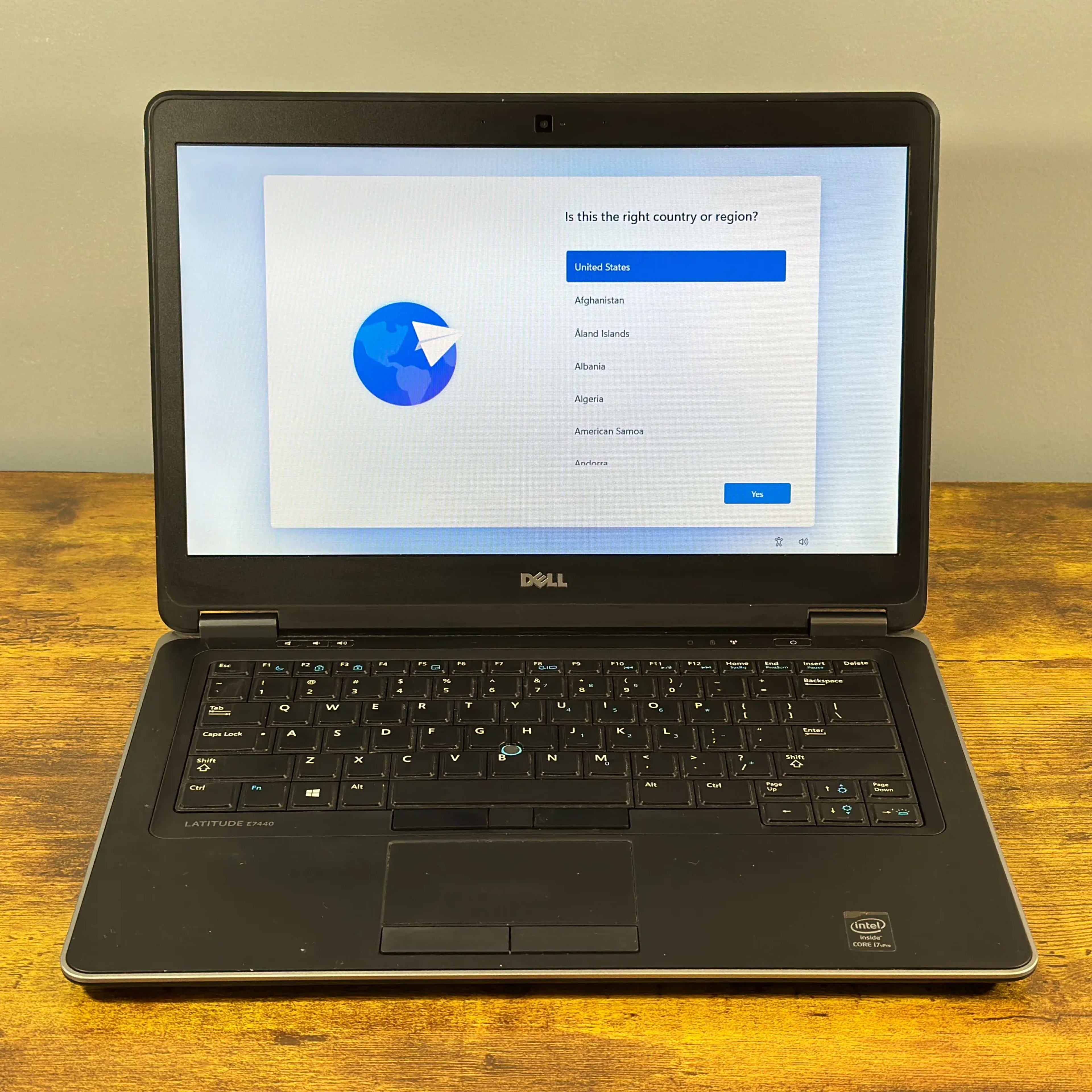 Dell Latitude E7440 | Intel i7 4600U | 12GB Ram | 256GB SSD Dell Latitude E7440 | Intel i7 4600U | 12GB Ram | 256GB SSD