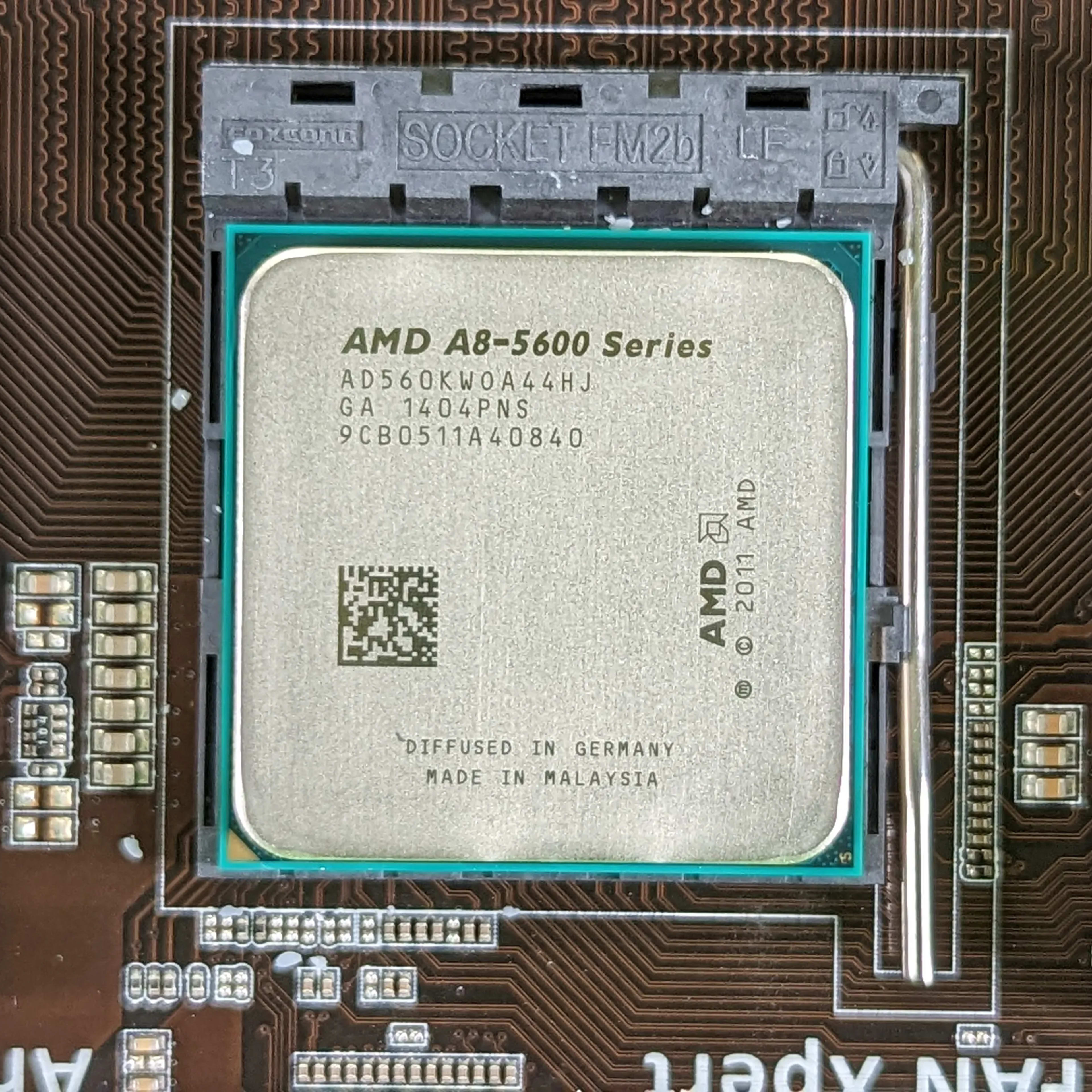 A85600K + Asus A55BME Motherboard + CPU Cooler + IO shield Combo Jawa