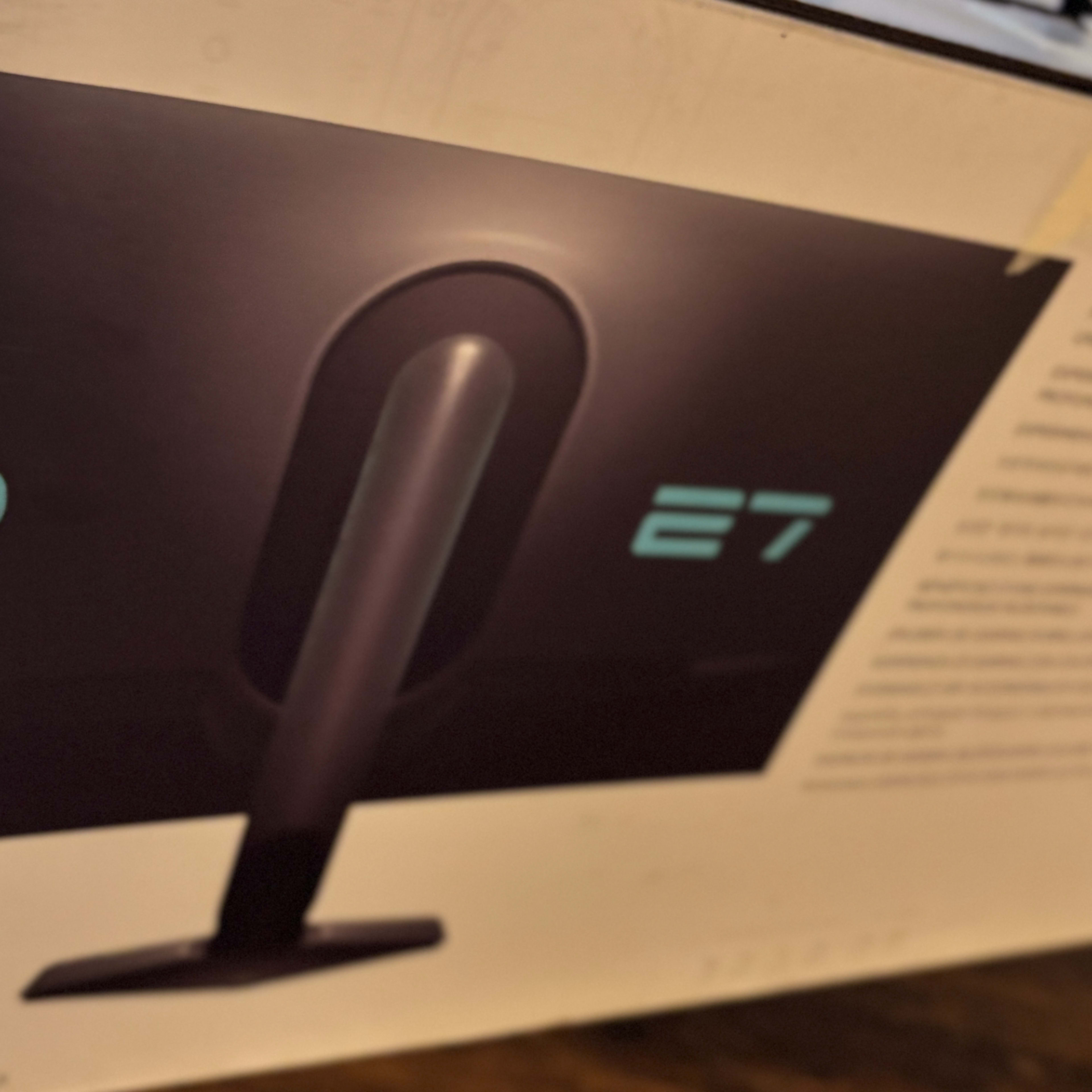 Alienware 27 Gaming Monitor - AW2724DM | Jawa Alienware 27 Gaming Monitor - AW2724DM | Jawa