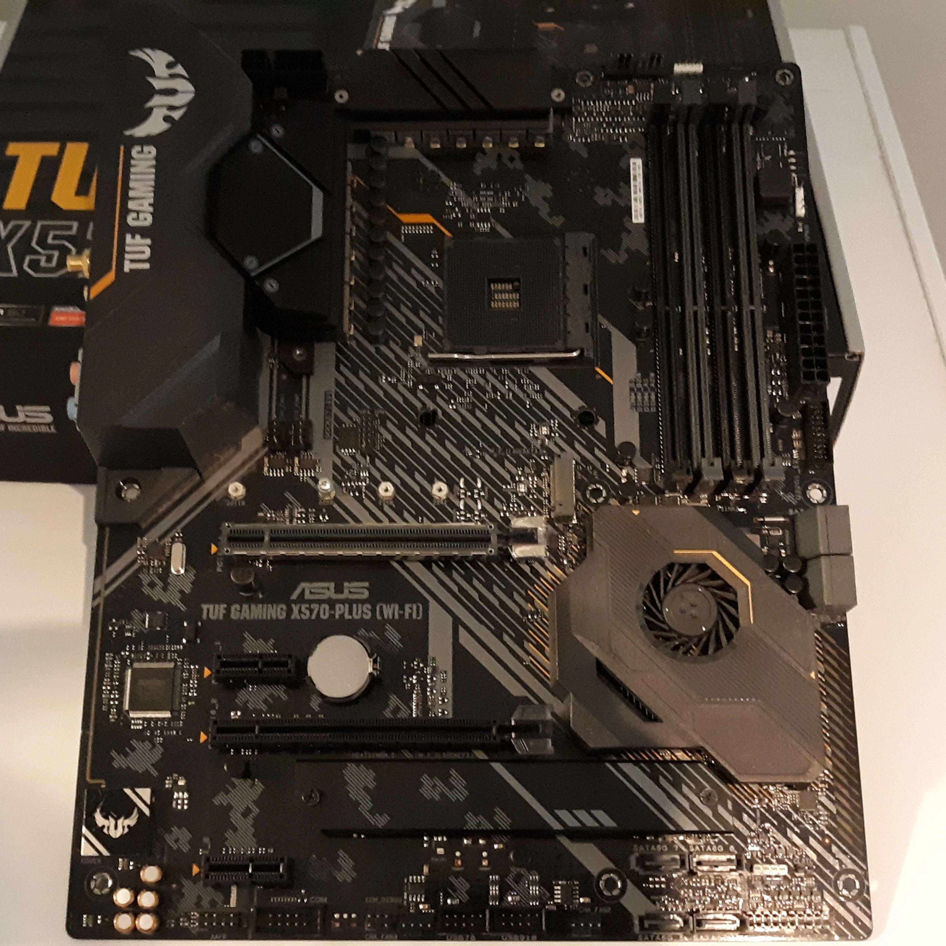 ASUS TUF GAMING X570-PLUS (Wi-Fi) Socket AM4 ATX Motherboard