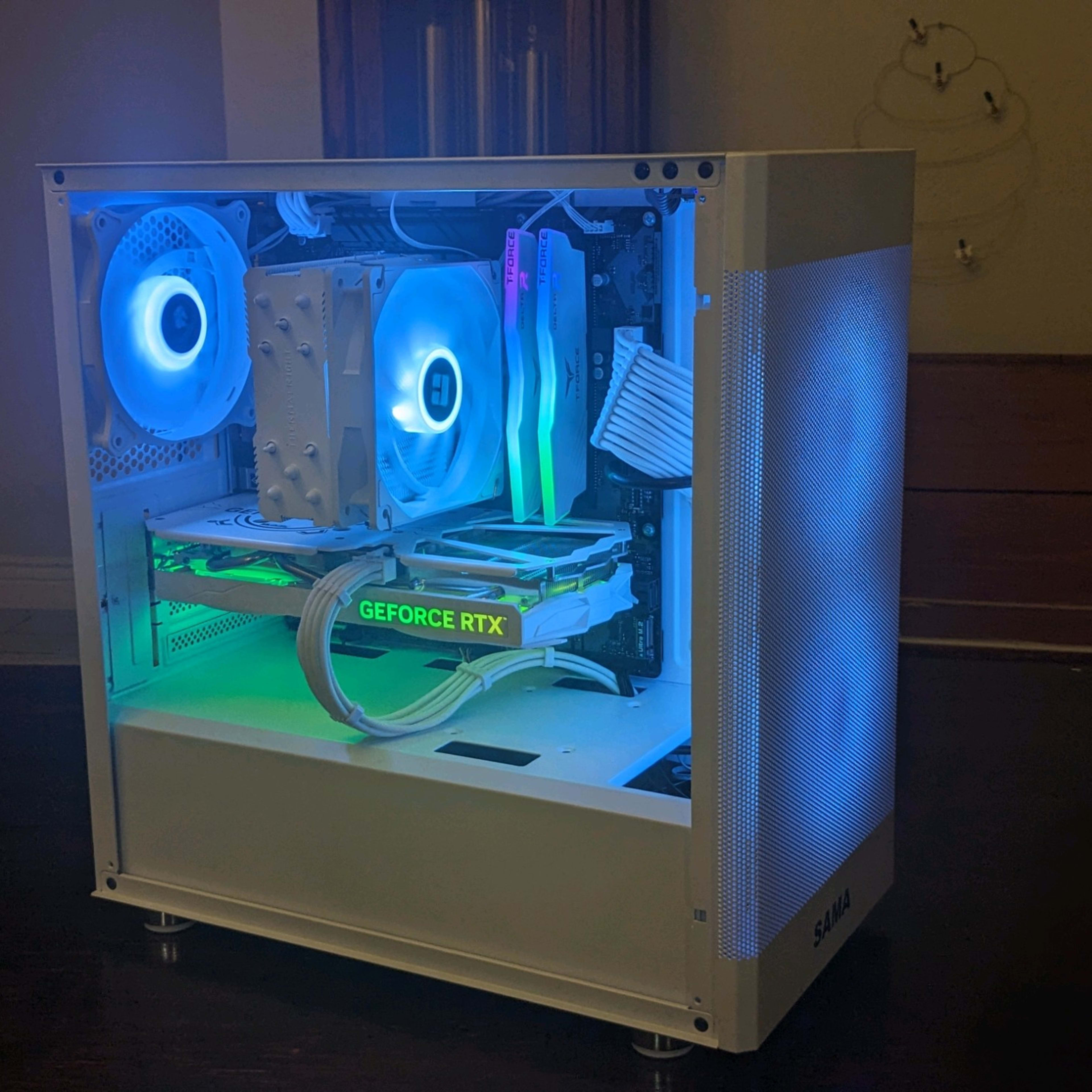 All New Clean White Gaming PC (RTX 4060, i5 12600kf)