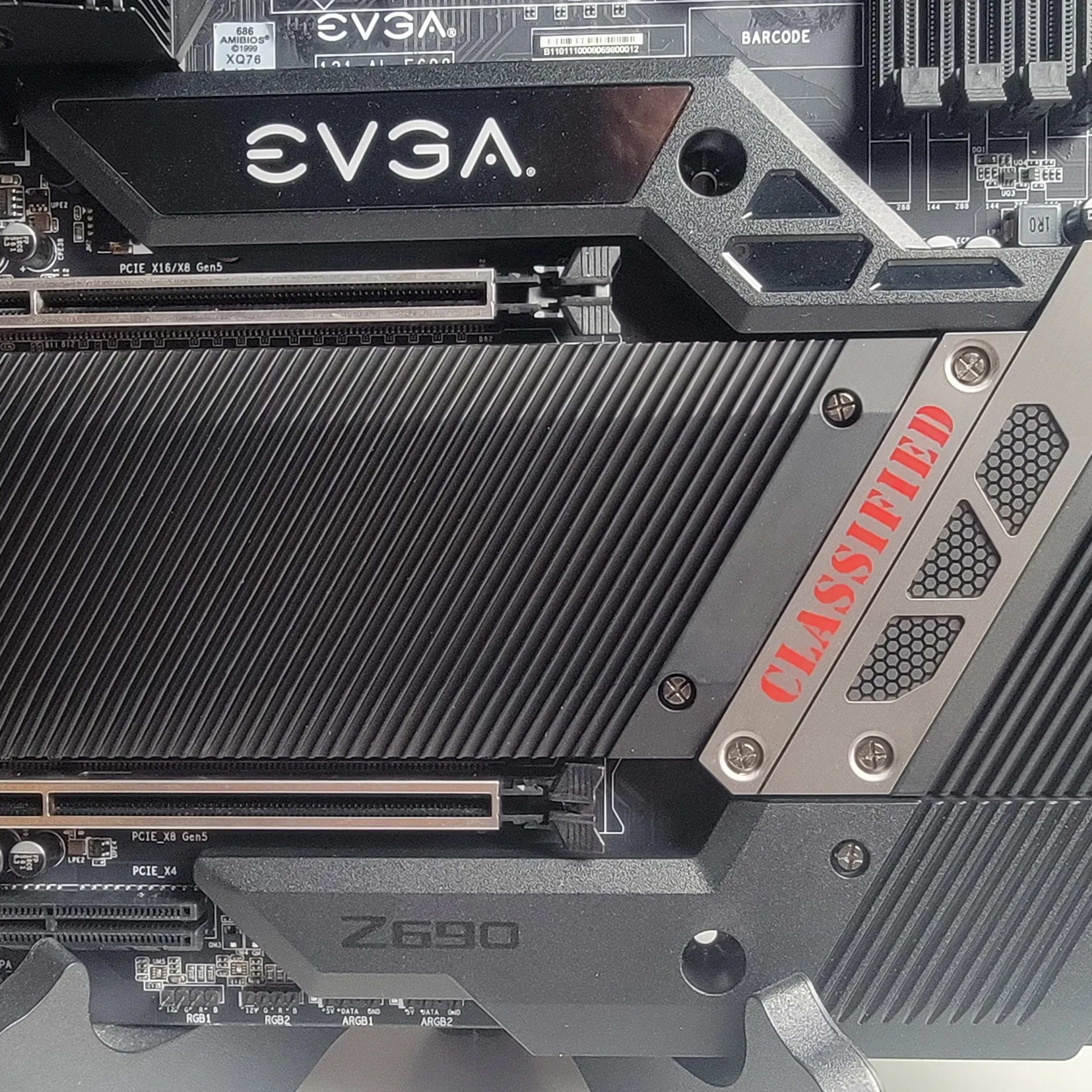 EVGA Z690 Classified 121-AL-E698-KR