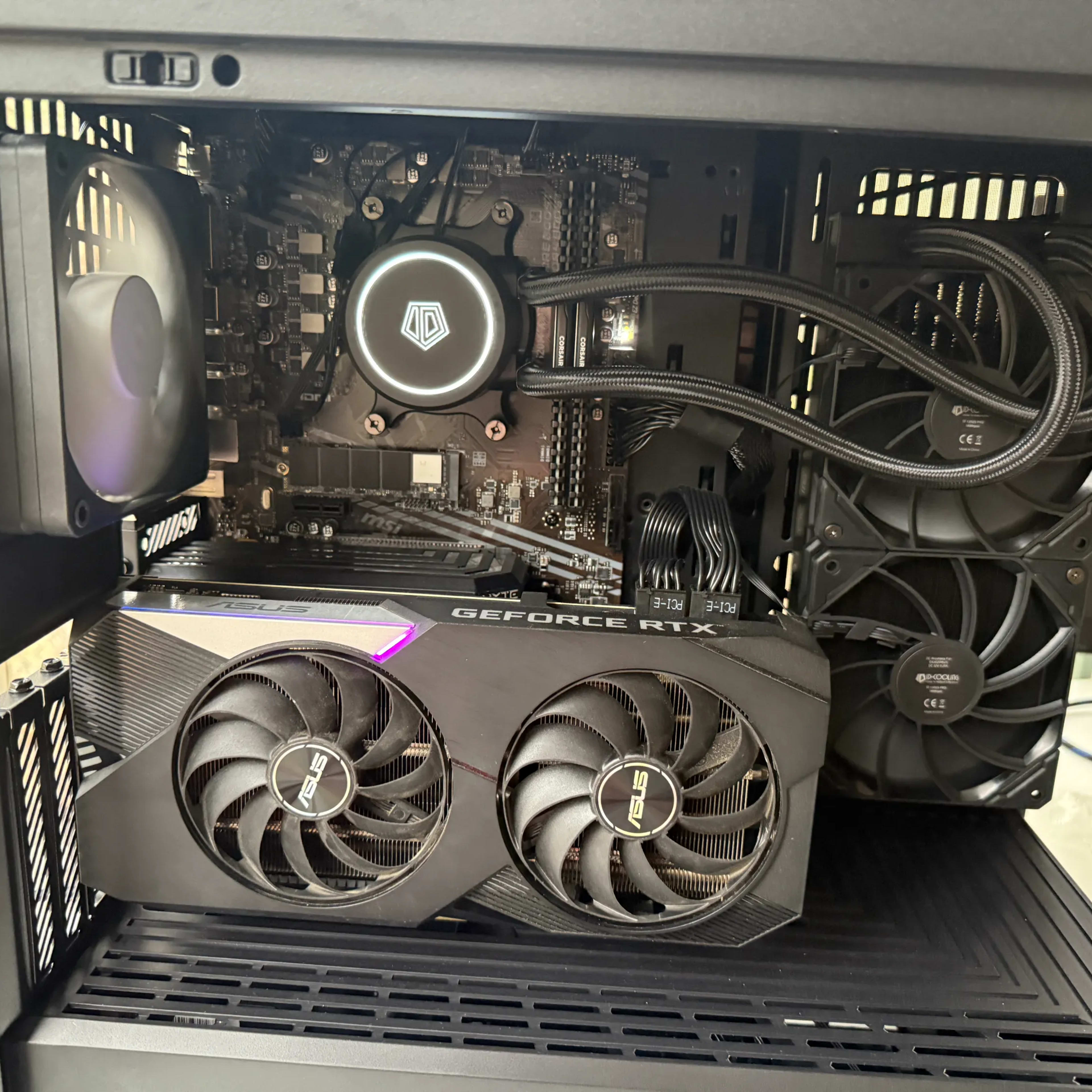 RTX 3070 / Ryzen 5 | Wifi | 32GB Ram | 1TB SSD | Windows 11 RTX 3070 / Ryzen 5 | Wifi | 32GB Ram | 1TB SSD | Windows 11