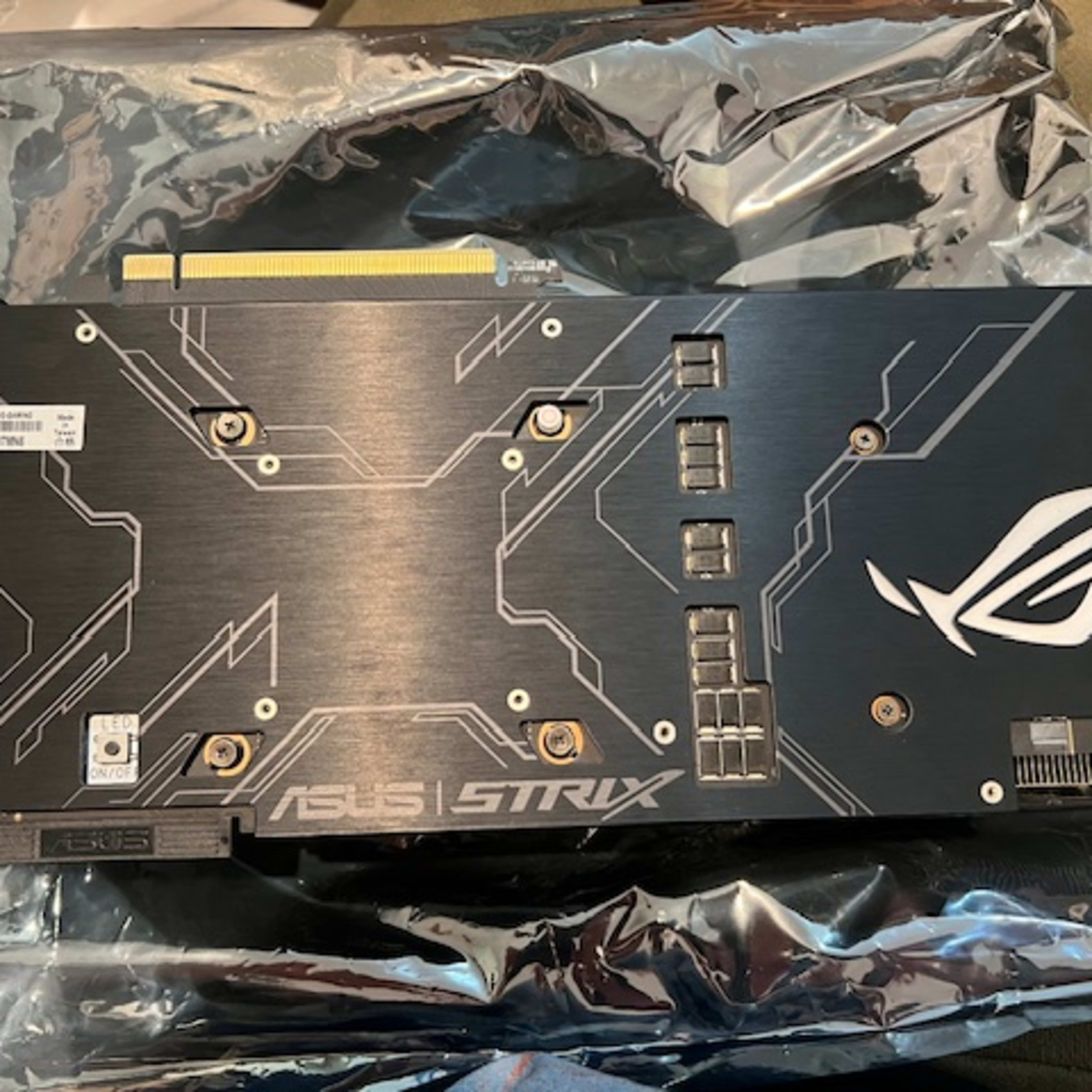 ASUS ROG Strix GeForce RTX 2080 Super Triple-Fan 8GB GDDR6 PCIe 3.0 Graphics Card