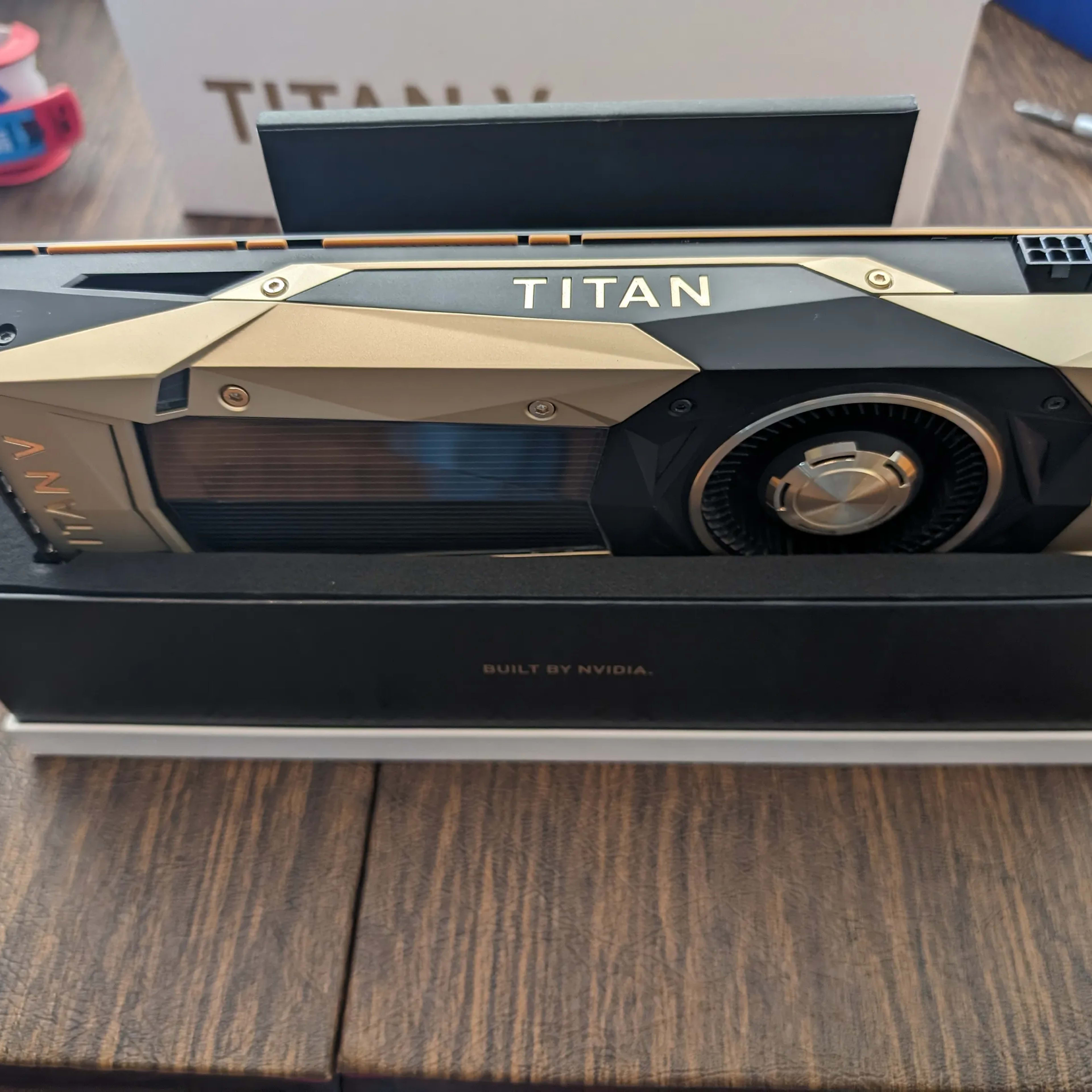 NVIDIA TITAN V Volta 12GB HBM2 GPU Video/Graphics Card | Jawa NVIDIA TITAN V Volta 12GB HBM2 GPU Video/Graphics Card | Jawa