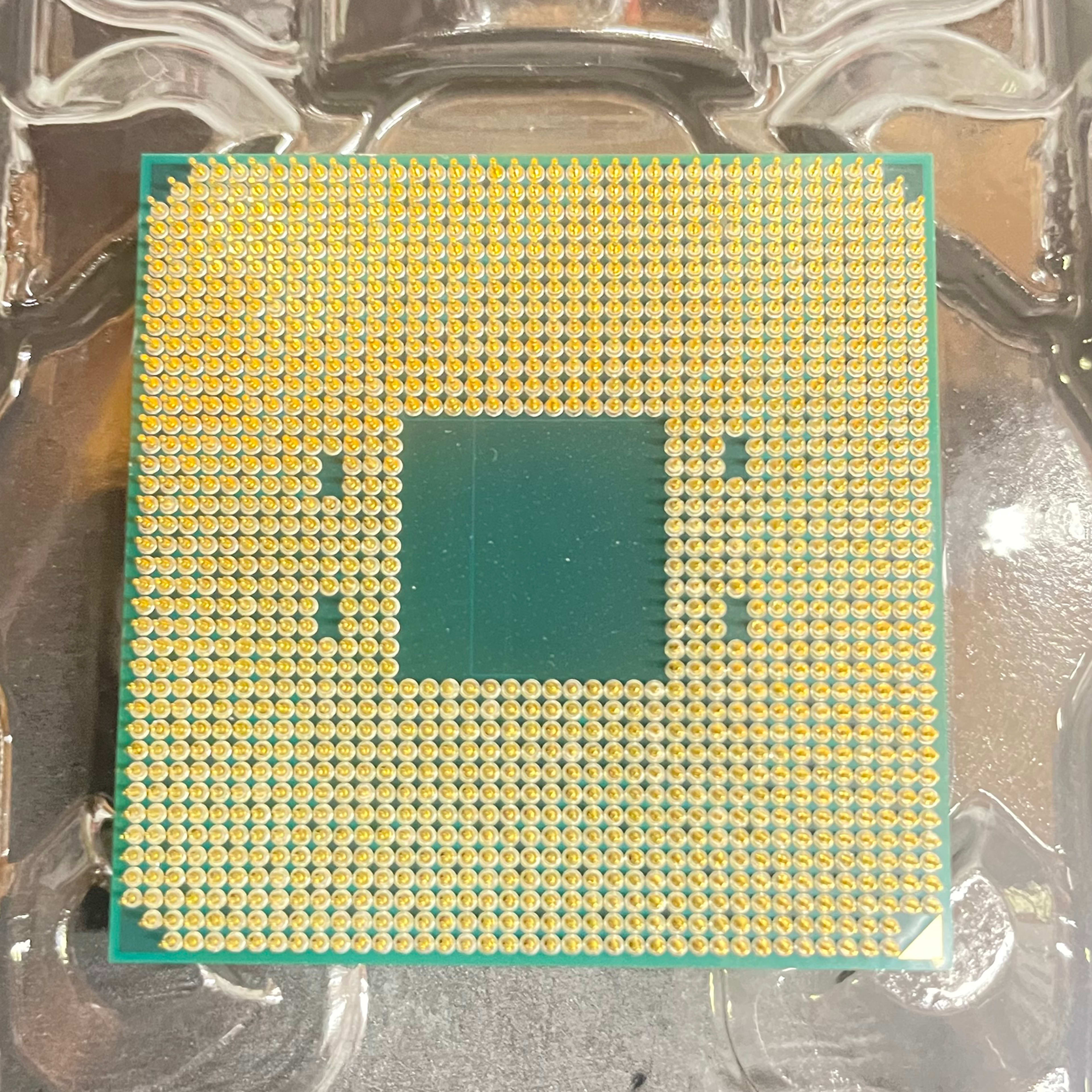 AMD Ryzen 7 5700x