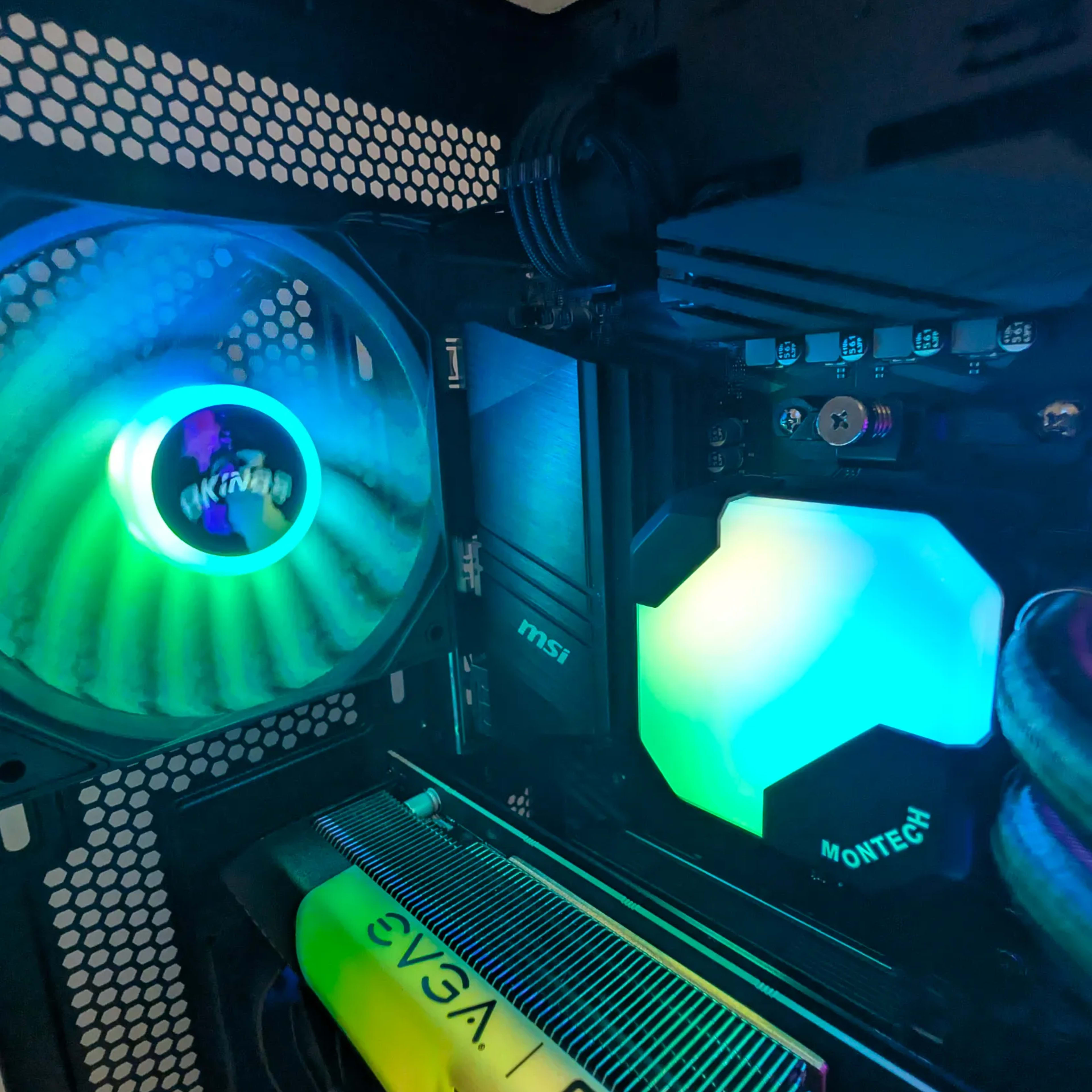 RTX 3070 TI EVGA | RYZEN 7 5800X | 32GB RAM | WATER COOLED RTX 3070 TI EVGA | RYZEN 7 5800X | 32GB RAM | WATER COOLED