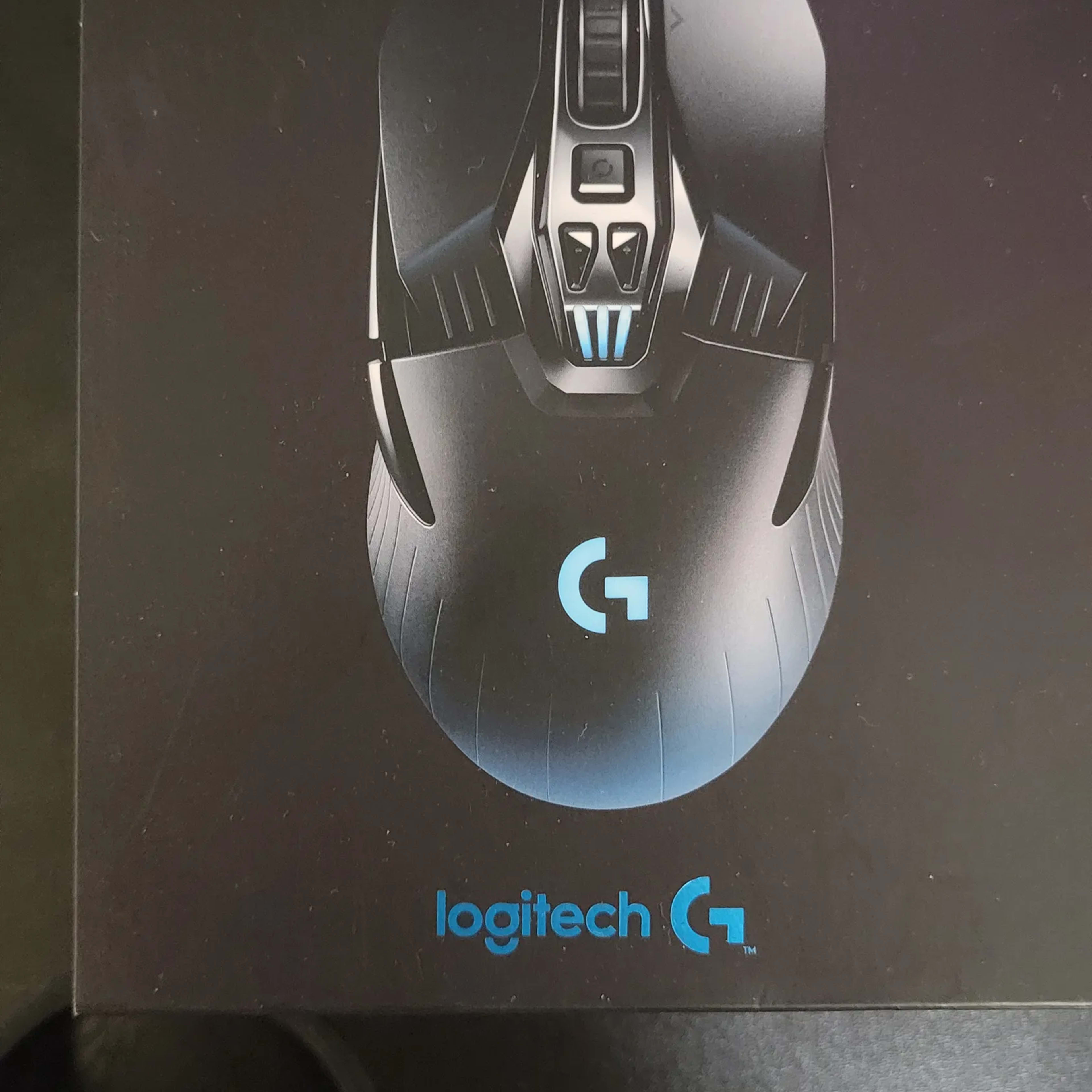 Logitech G900 Chaos Spectrum Wired/Wireless Gaming Mouse, Ambidextrous Mouse