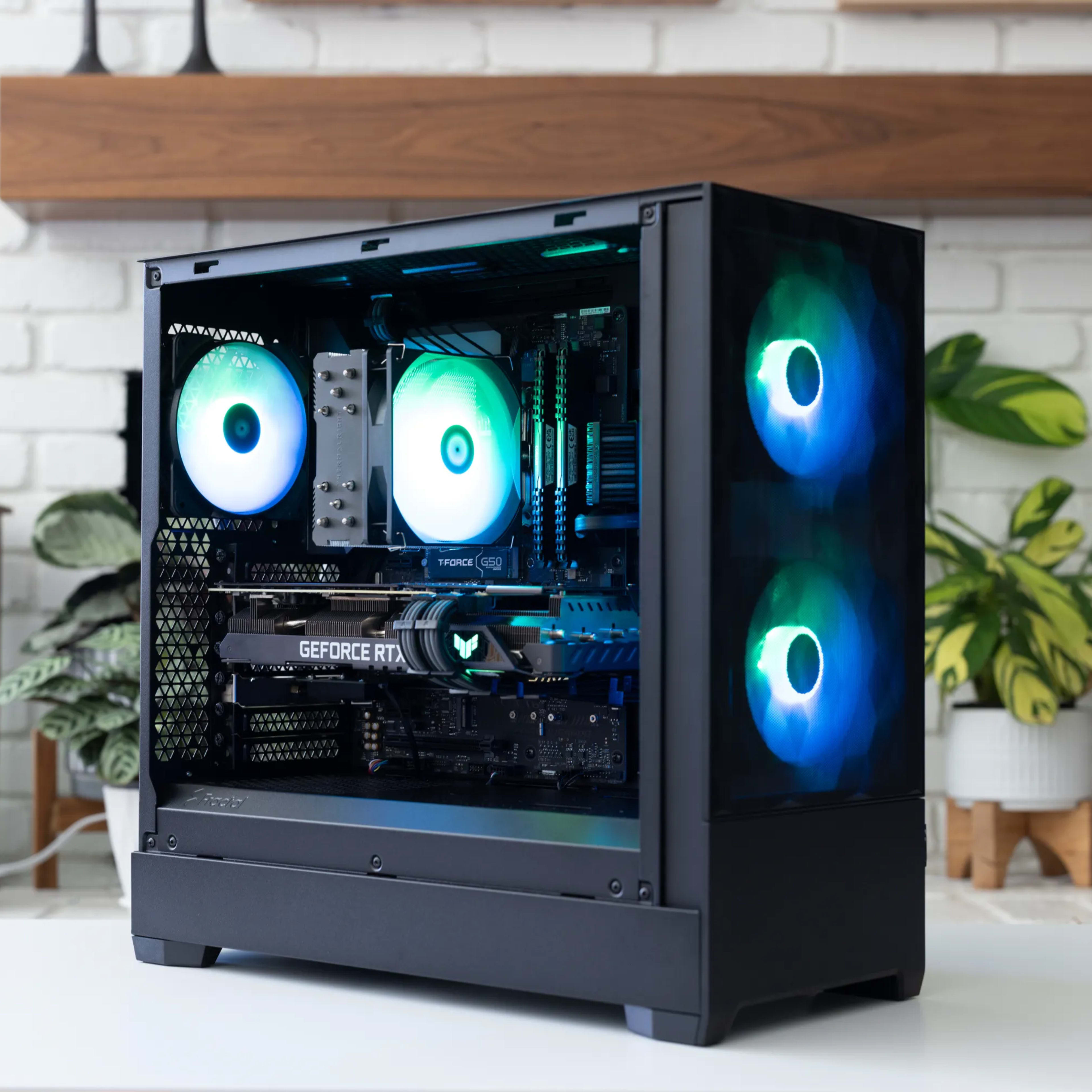 RTX 3070, Ryzen 7 5700X, 32GB RAM, 1TB NVME, WiFi, Mid Range RTX 3070, Ryzen 7 5700X, 32GB RAM, 1TB NVME, WiFi, Mid Range