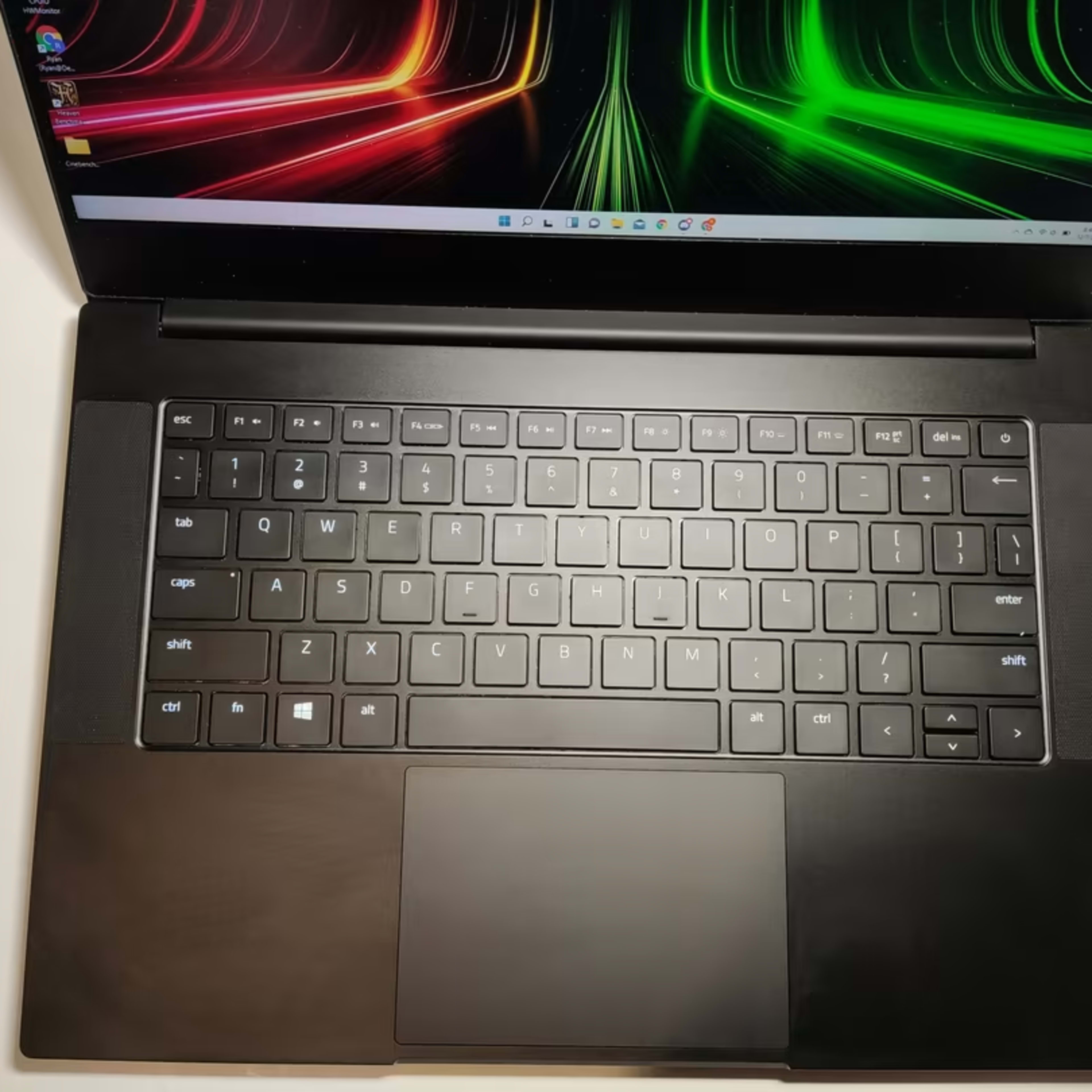 Razer Blade 14" 165hz 1440p Ryzen 9 5900HX RTX 3070 1TB SSD Laptop