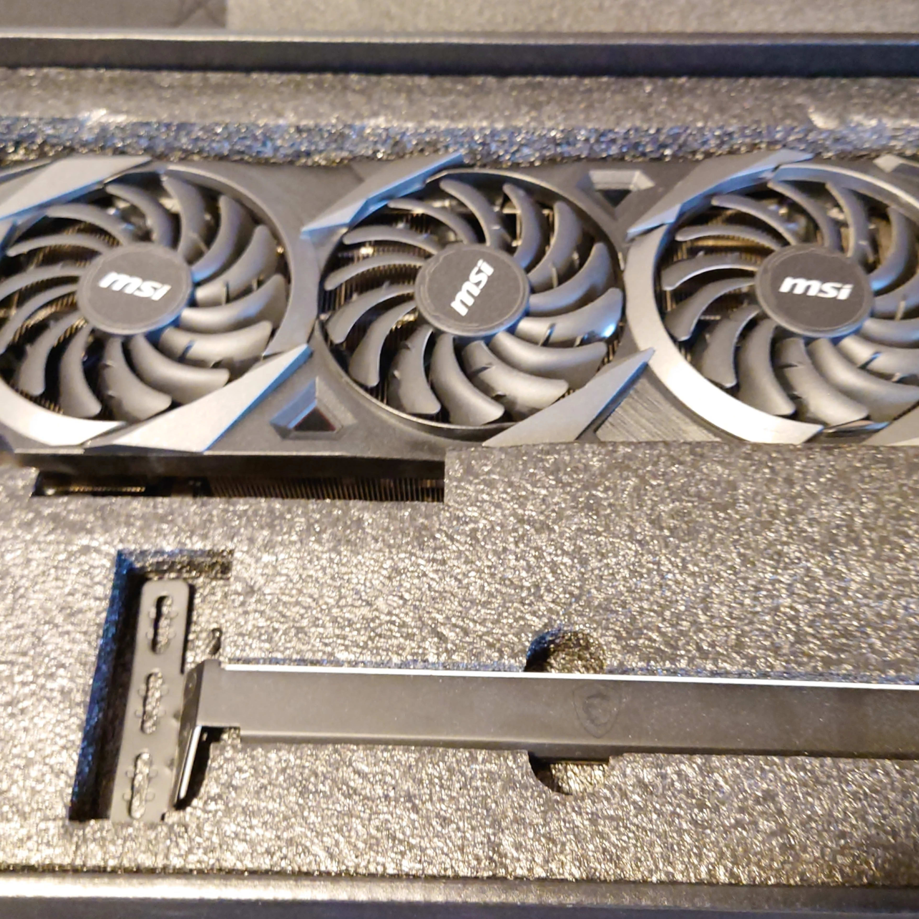 Selling | Used like New | MSI GeForce RTX 3070 Ti VENTUS 3X Selling | Used like New | MSI GeForce RTX 3070 Ti VENTUS 3X