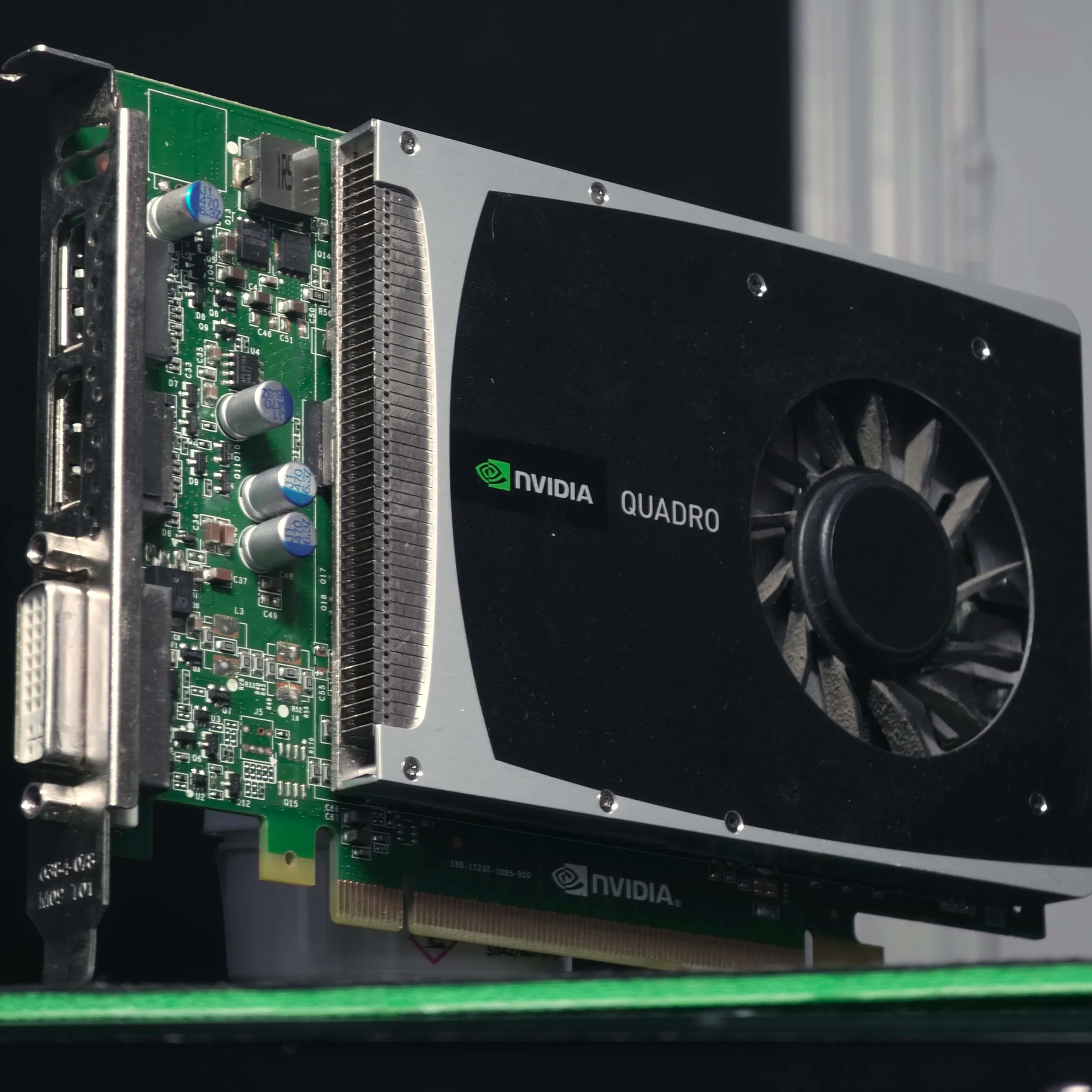 Nvidia Quadro 2000 2GB | Jawa