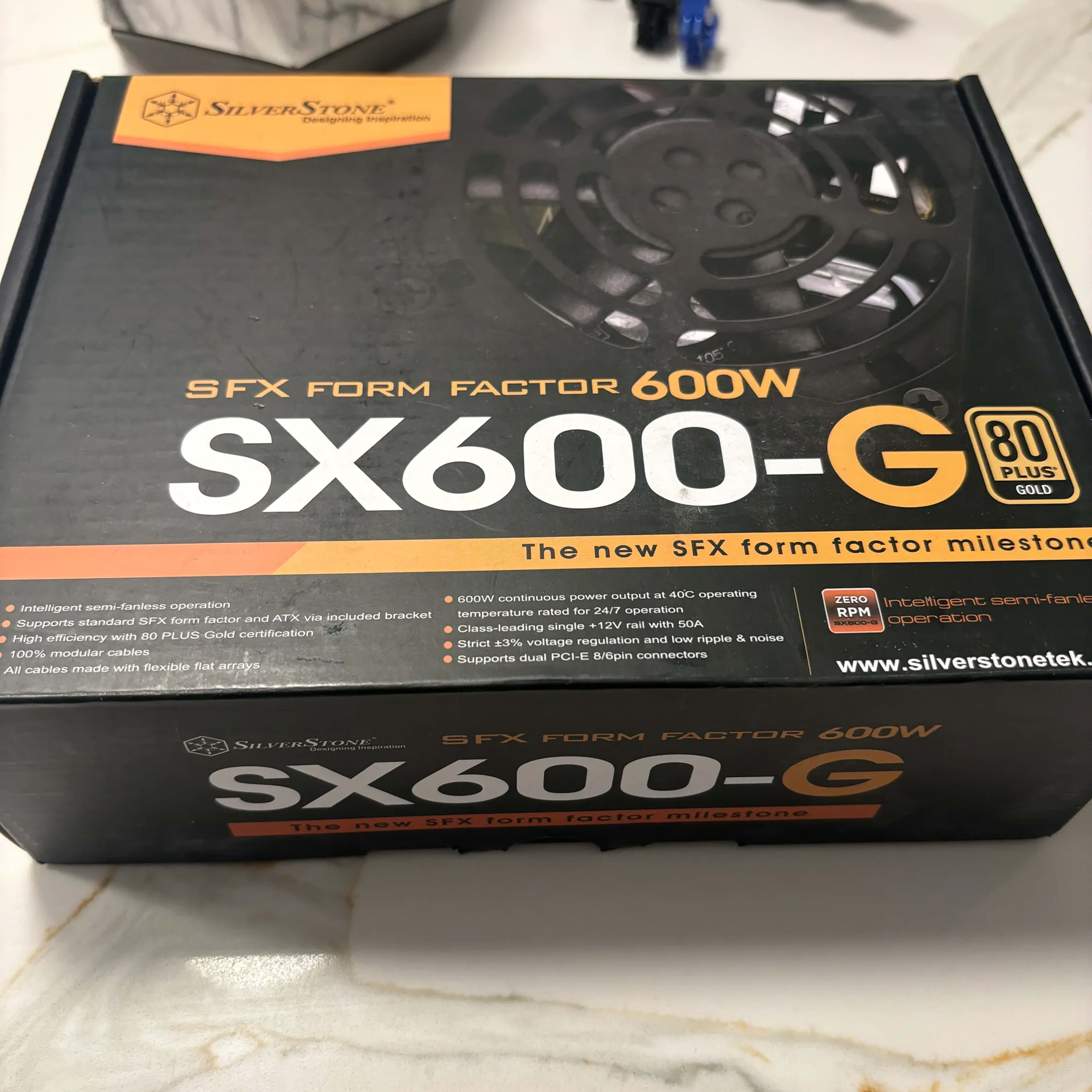 SFX Silverstone SX600-G Power Supply w/ FREE short cable kit