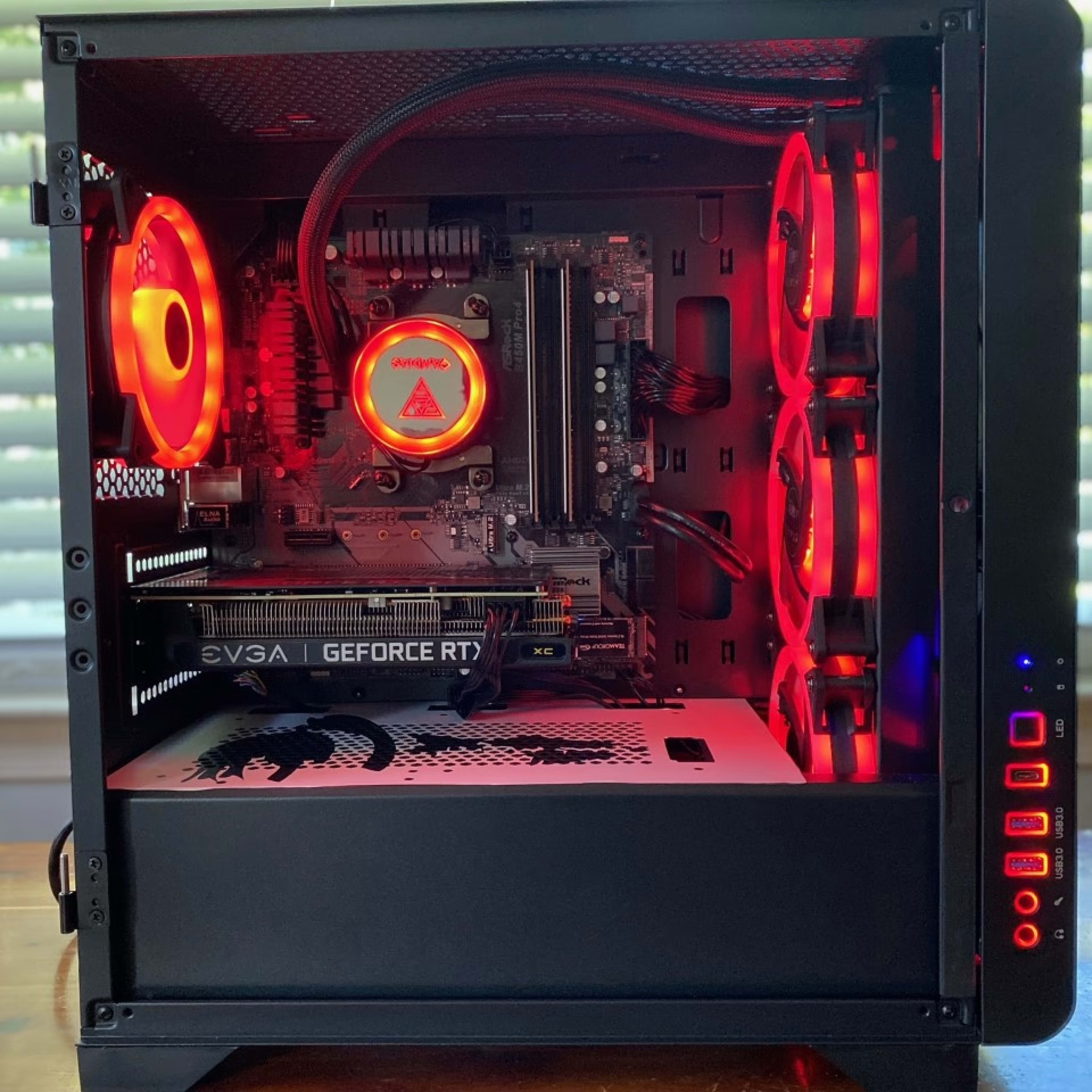 One PC|RTX 3060, Ryzen 3700x, 1tb SSD Gaming PC