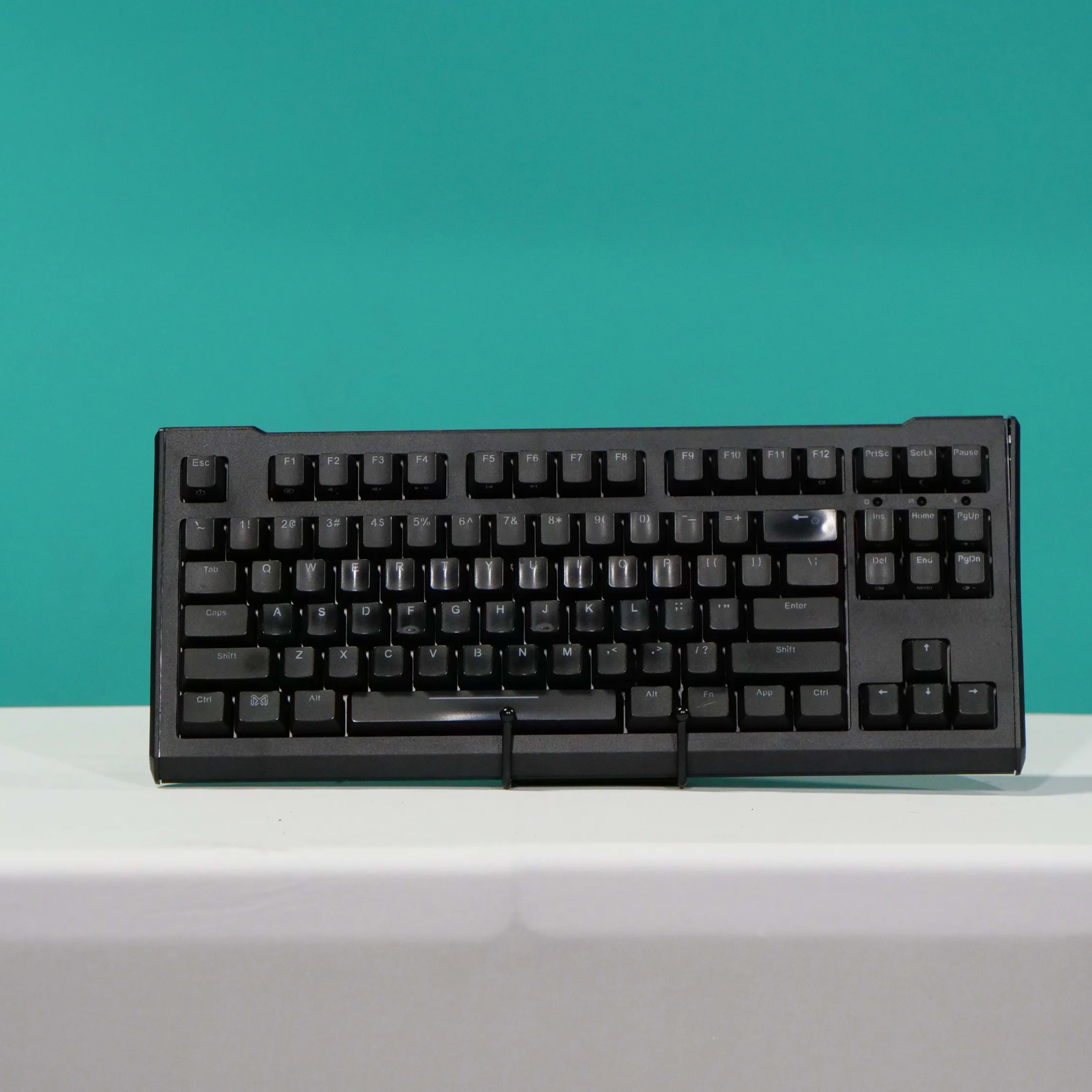 Max Keyboard Blackbird tenkeyless