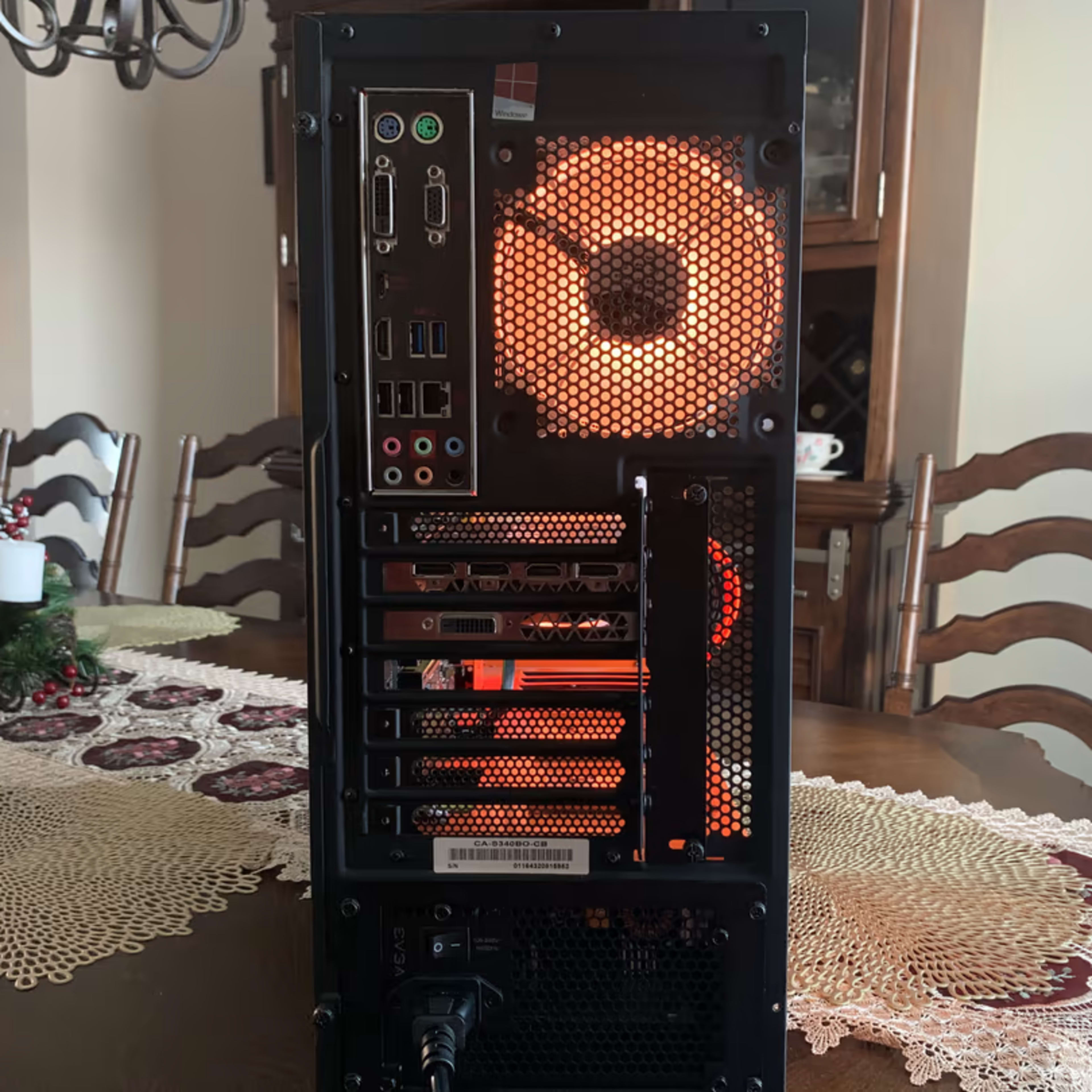 Illini || 6700K/1070 Build