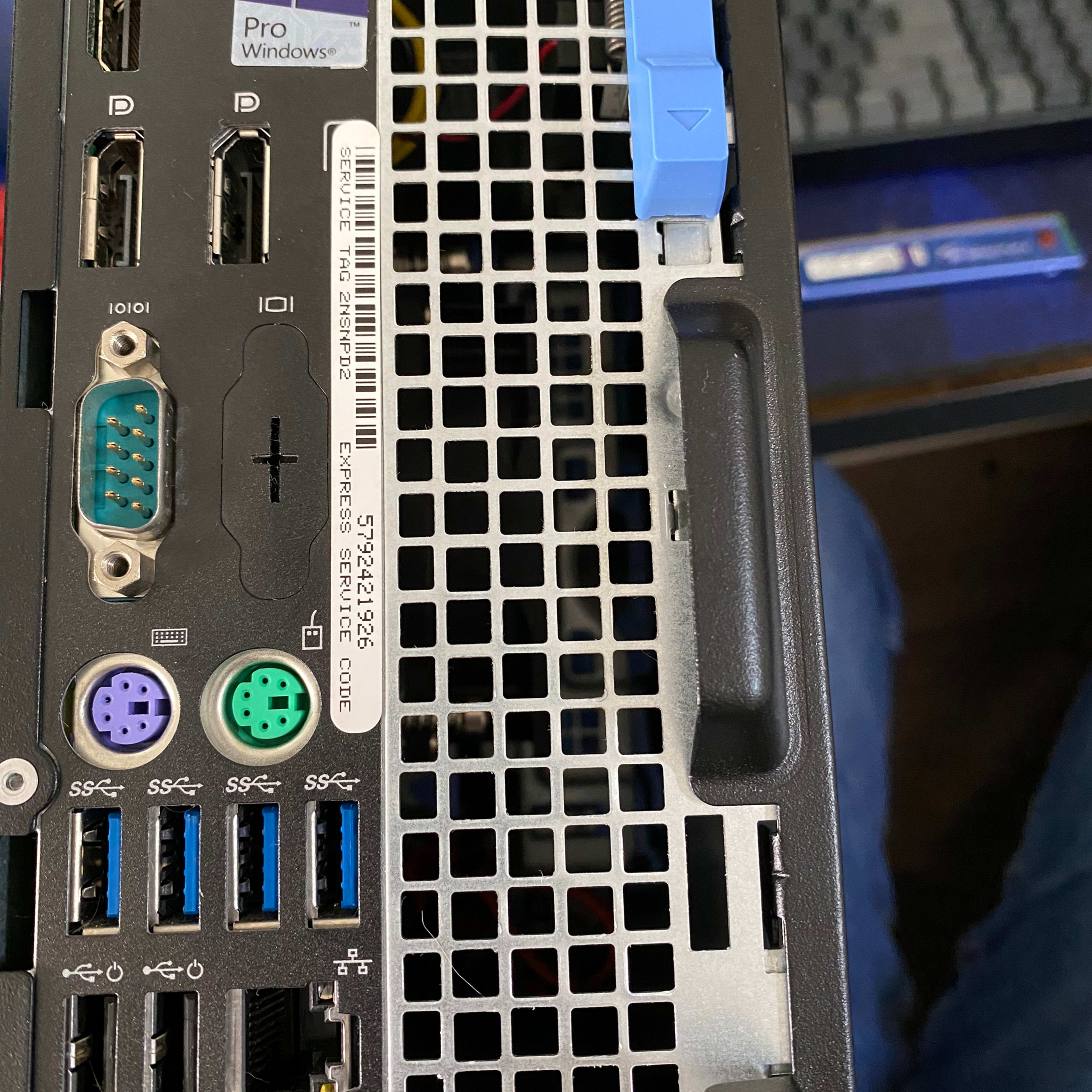 Dell Optiplex 5040 with i3 6100 and 8gb of 1600 DDR3L and a 250gb crucial drive 