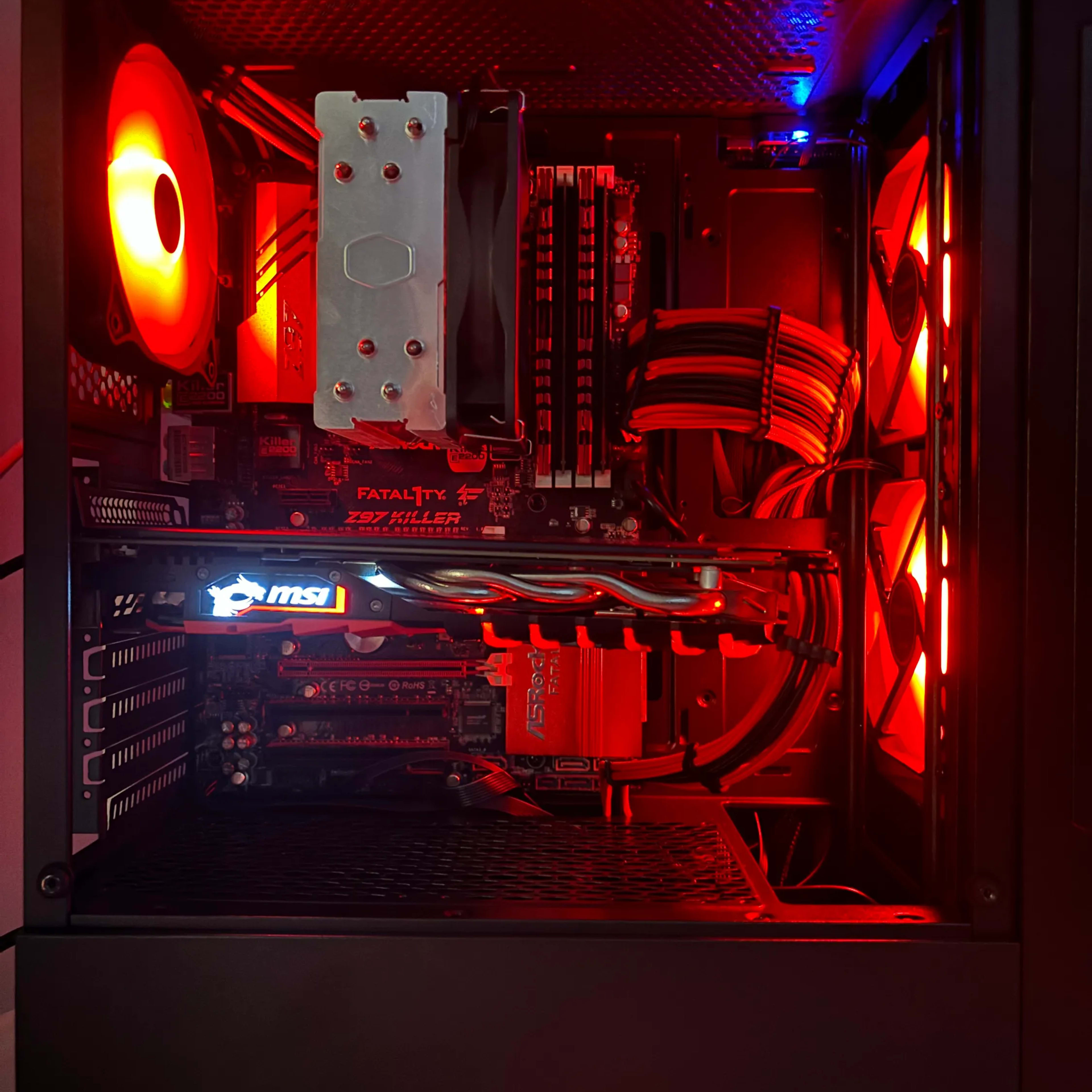 Black and Red Gaming PC 1060 6GB i7 4790K