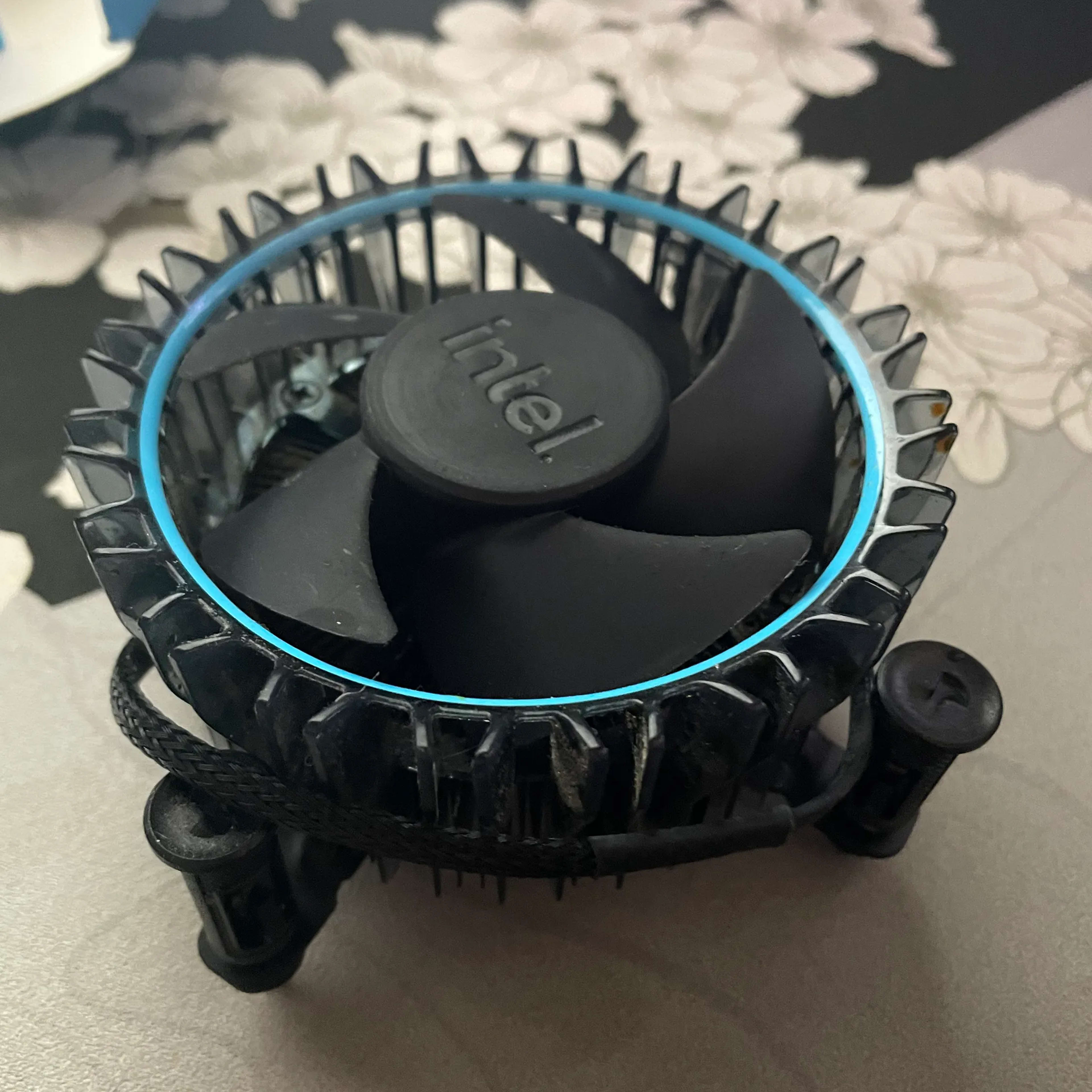 Intel Core i3-12100f CPU | Jawa