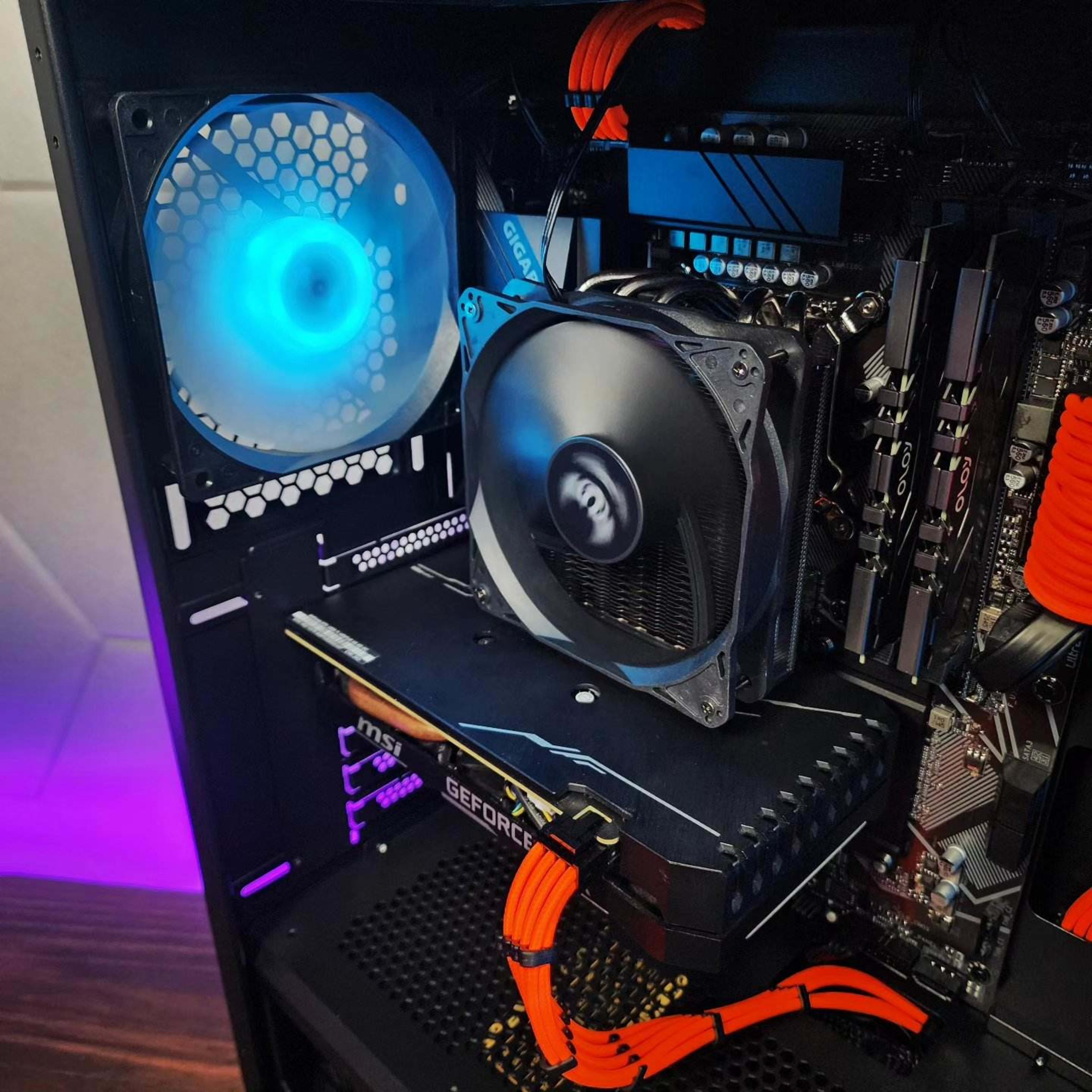 💙🧡💙 MSI GTX 1660 Ti // Intel Core i5 10500 // OLOy 16GB 3200MHz // Crucial P3 500GB NVMe Gen3