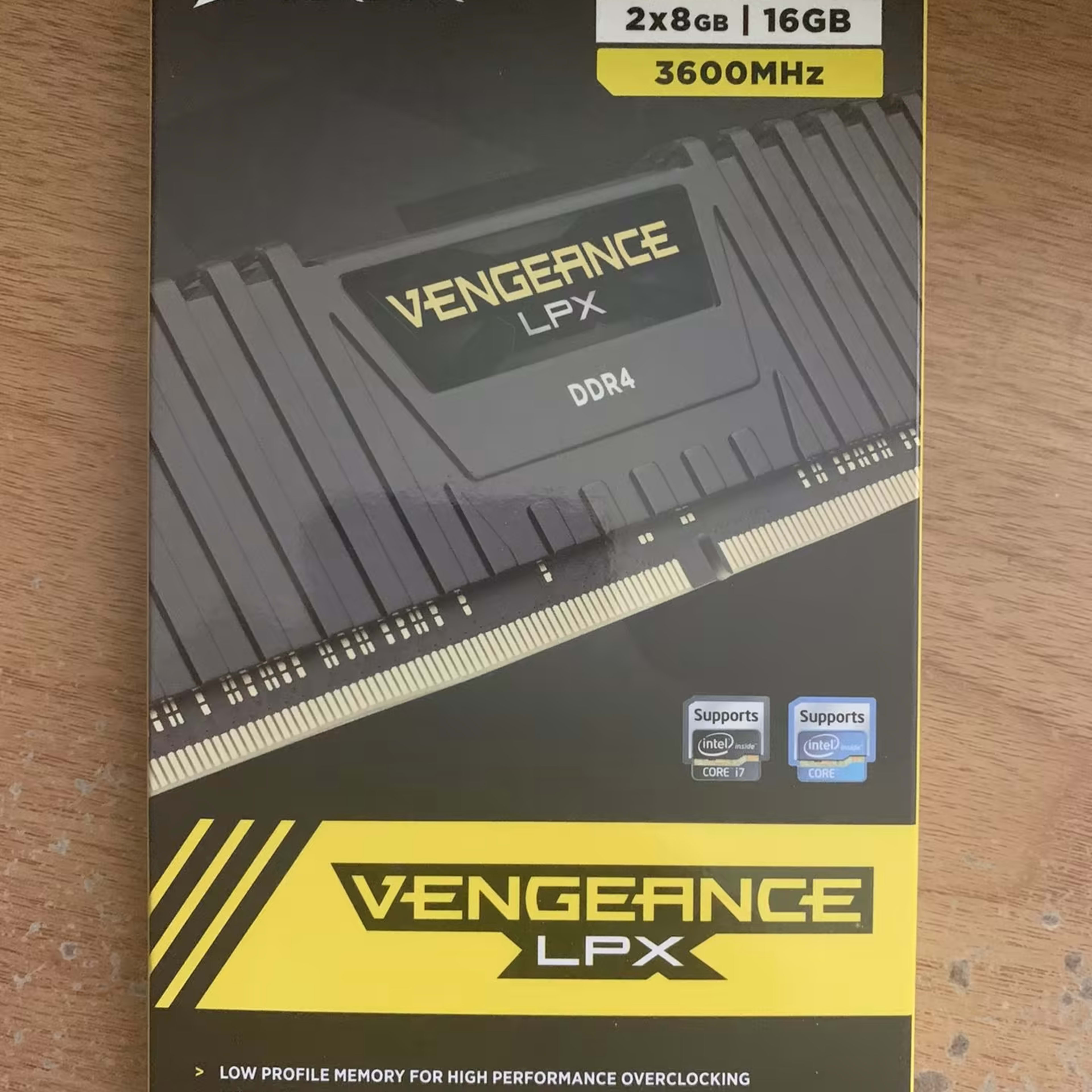 CORSAIR RAM Vengeance LPX - 16 GB (2 x 8 GB Kit) - DDR4 3600 DIMM CL18
