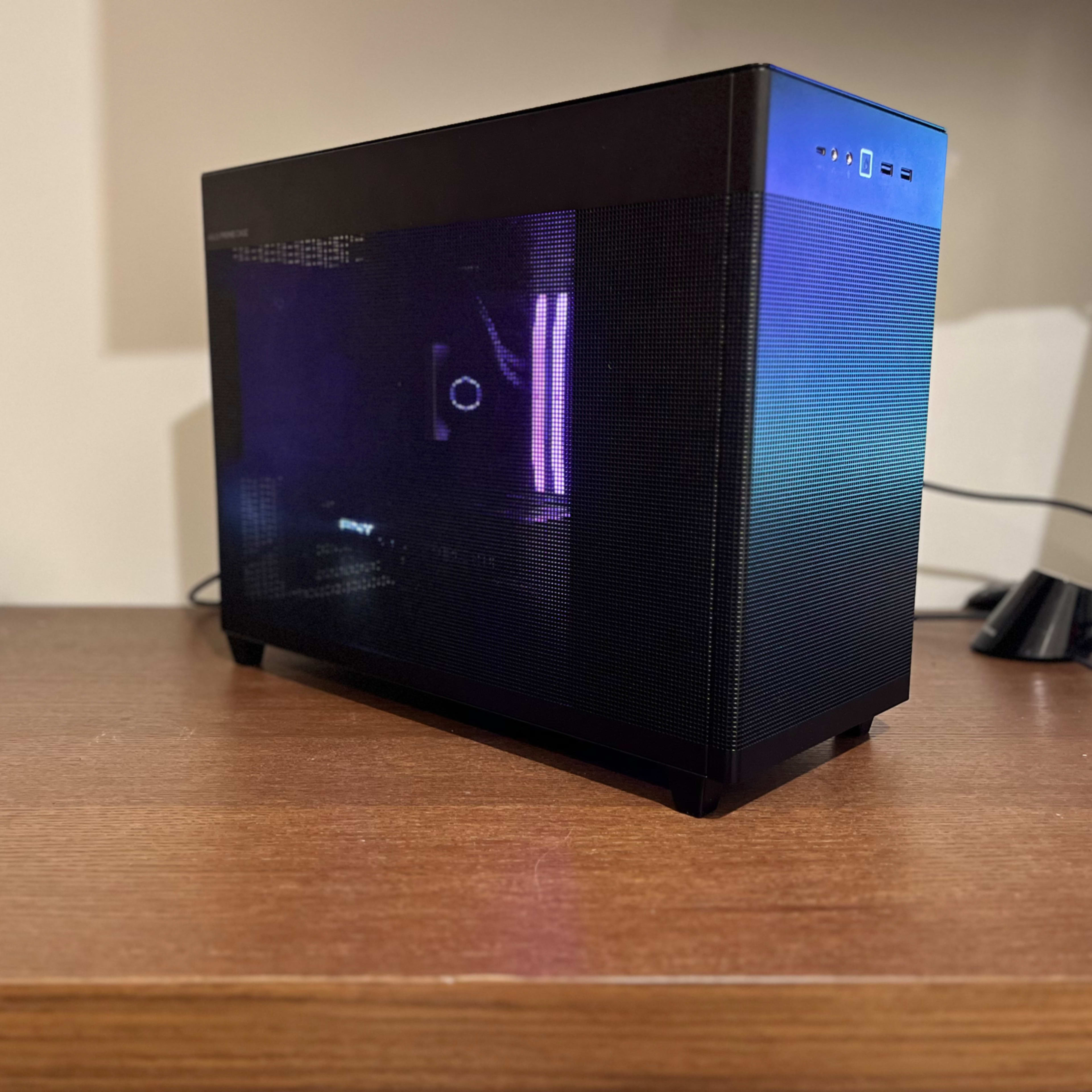Intel i7 13700F | RTX 3060 Ti | Midnight Moon ⚫️🌙 Gaming Intel i7 13700F | RTX 3060 Ti | Midnight Moon ⚫️🌙 Gaming