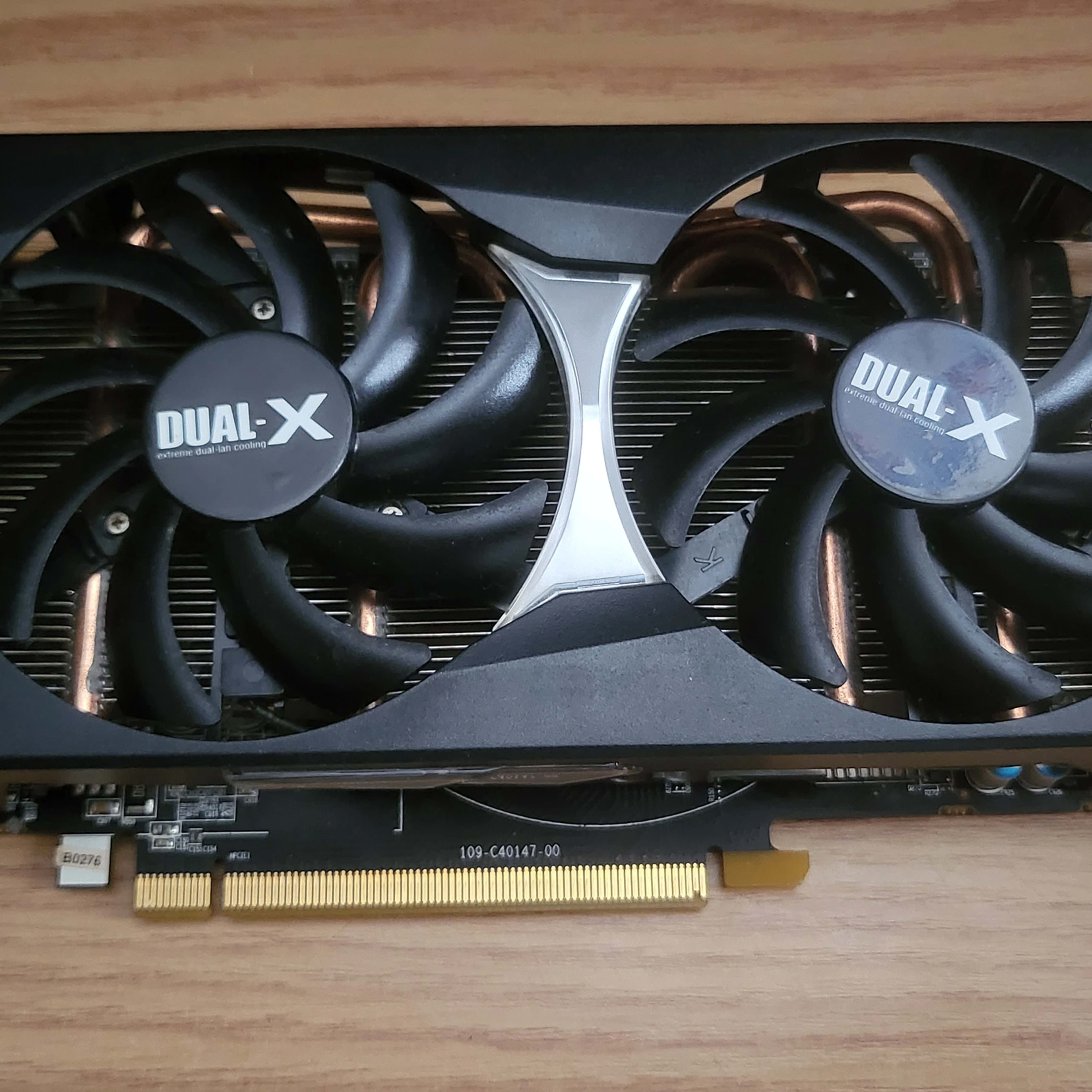 AS-IS SAPPHIRE Dual-X OC Radeon R9 270X 2GB with BOOST