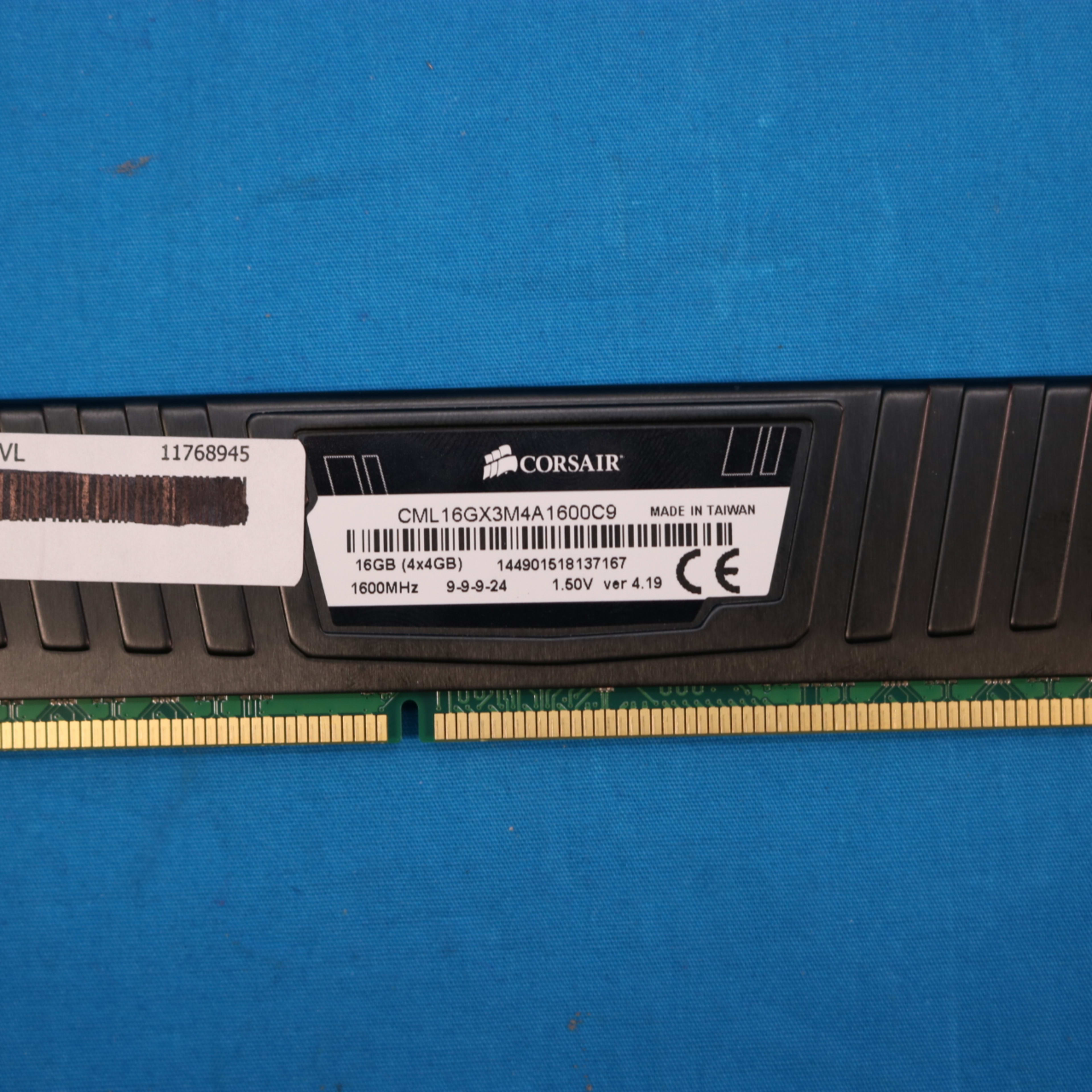 Corsair Vengeance LP 16GB (4x4GB) DDR3 1600MHz CL9 Desktop RAM Kit - 4143097207