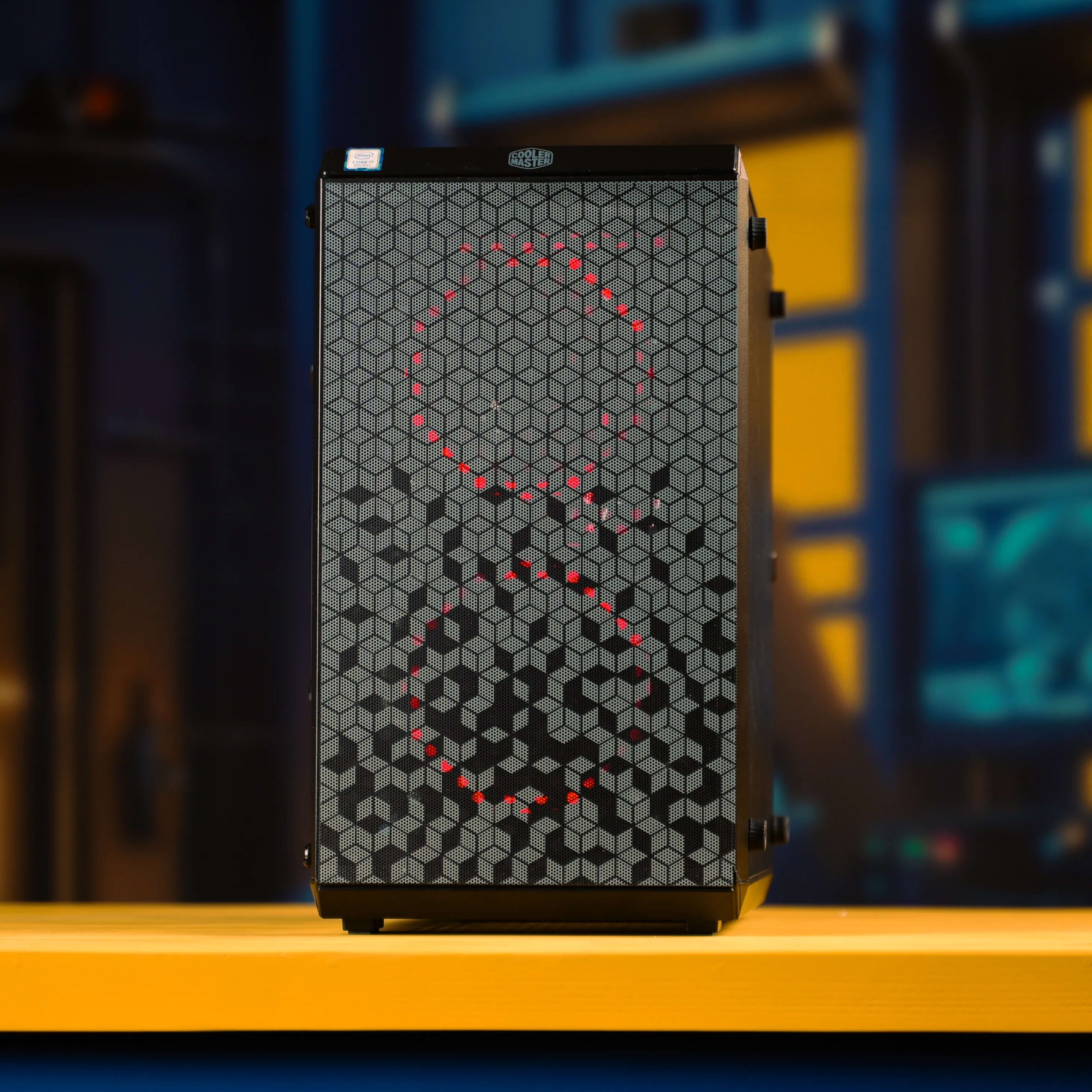 SSD搭載 ゲーミングPC Core i7 7700 RX590 メモリ16GB