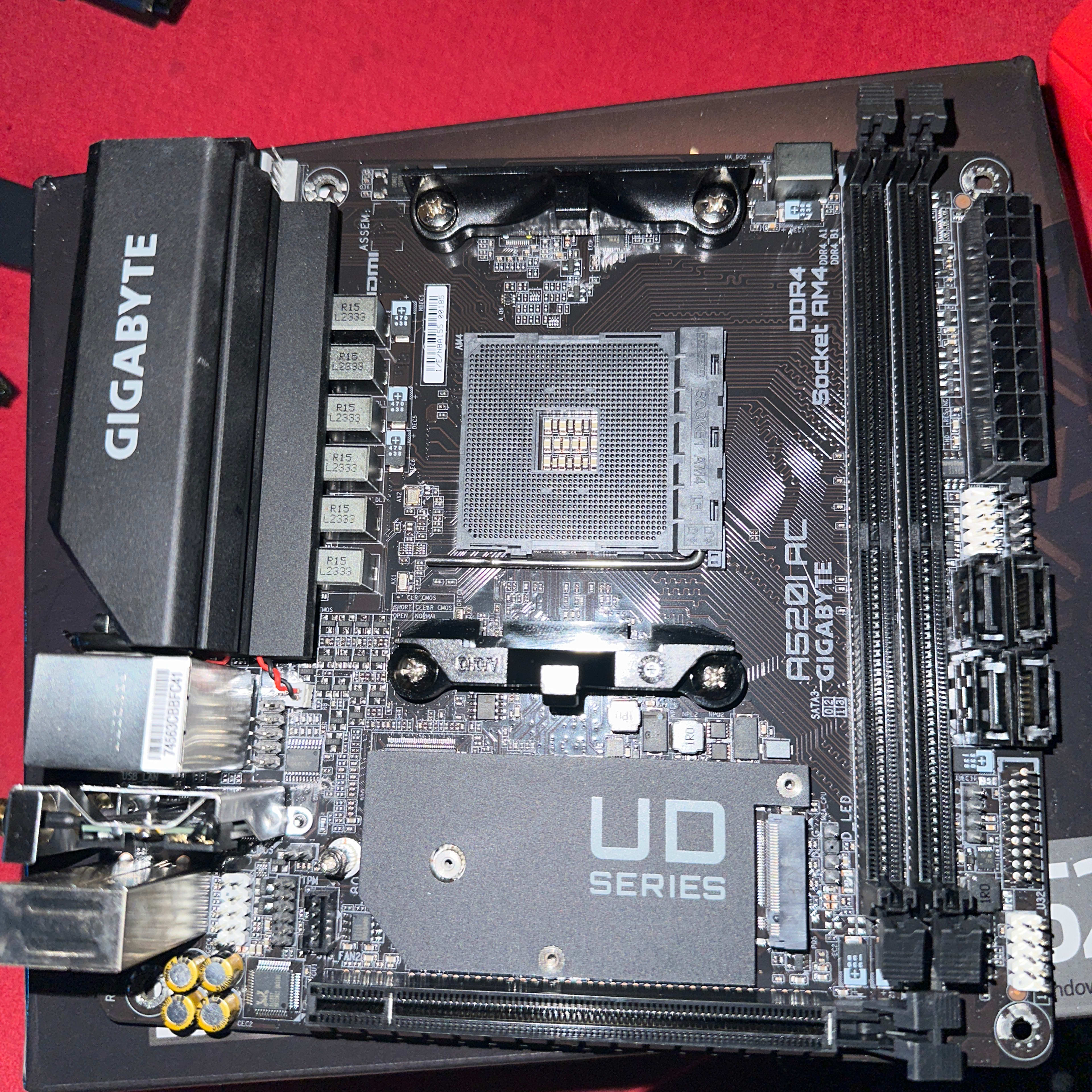 Gigabyte A520I AC